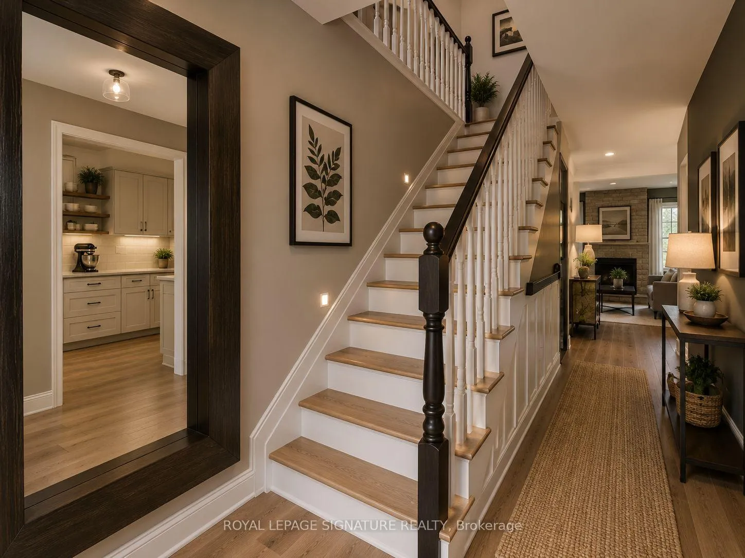 Photo 3 of 2061 Chrisdon Road, Burlington, Headon — HOMEH
