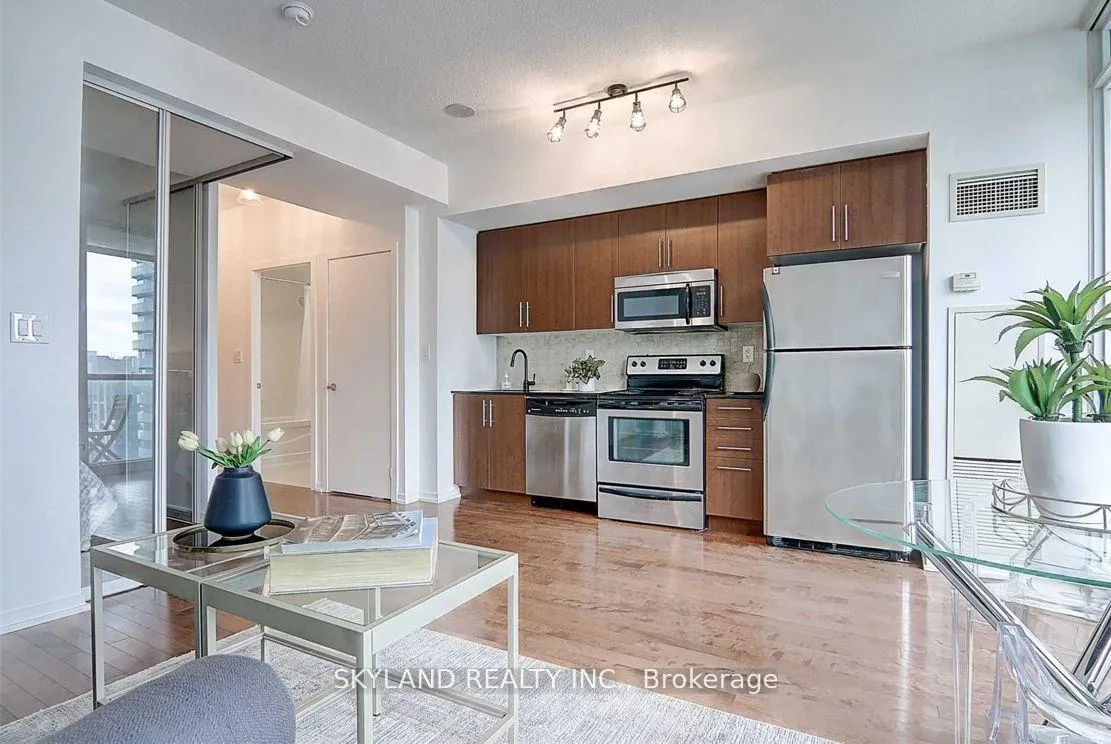 Photo 7 of Unit 3004, 65 Bremner Boulevard, Toronto, Waterfront Communities — HOMEH