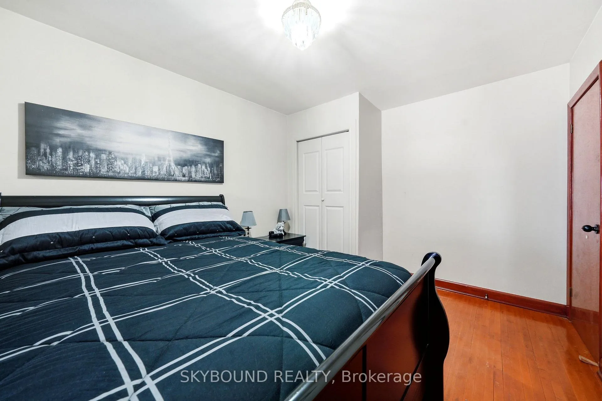 Photo 8 of 90 Ypres Road, Toronto, Keelesdale-Eglinton West — HOMEH