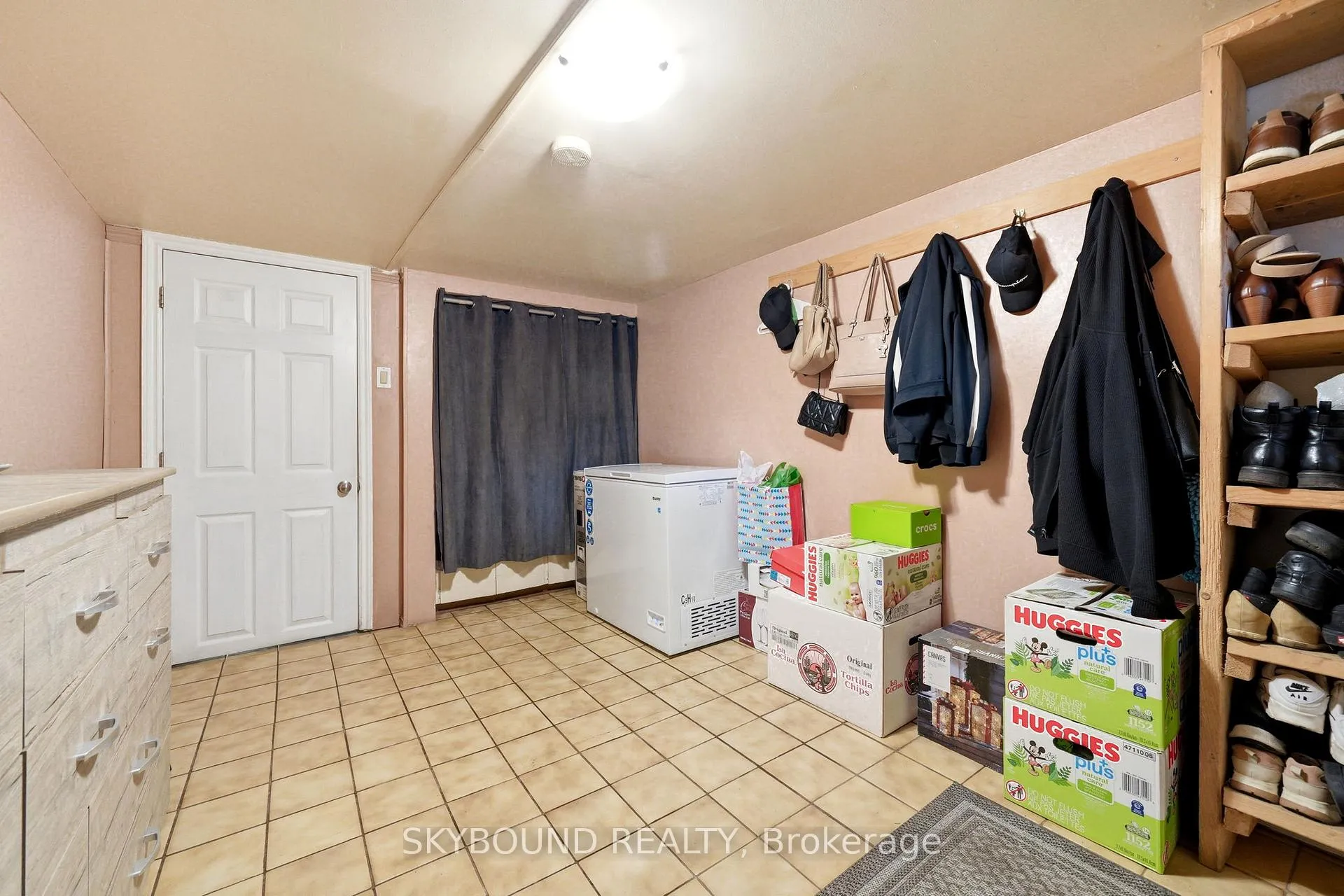 Photo 17 of 90 Ypres Road, Toronto, Keelesdale-Eglinton West — HOMEH