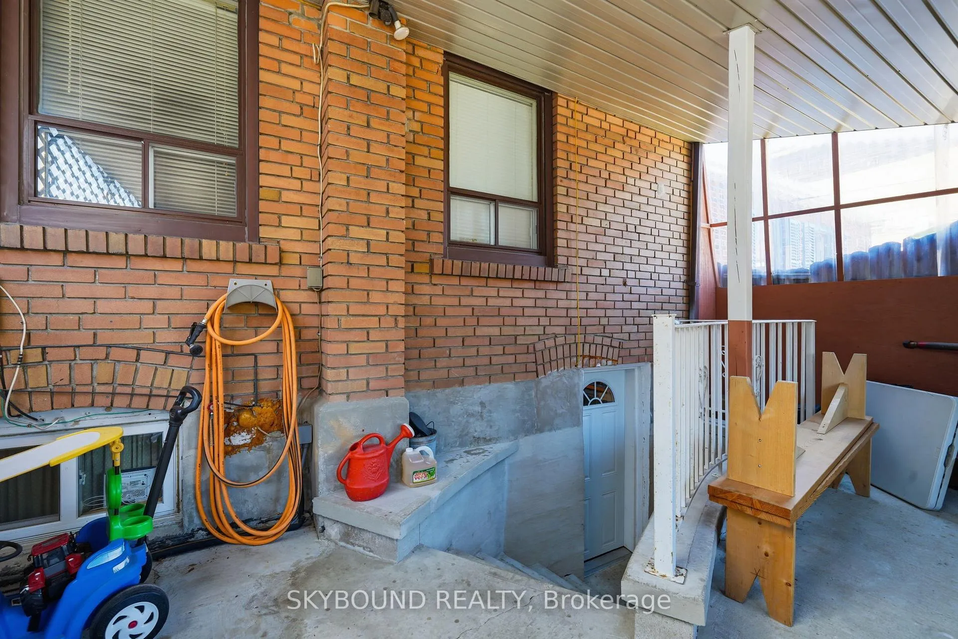 Photo 21 of 90 Ypres Road, Toronto, Keelesdale-Eglinton West — HOMEH
