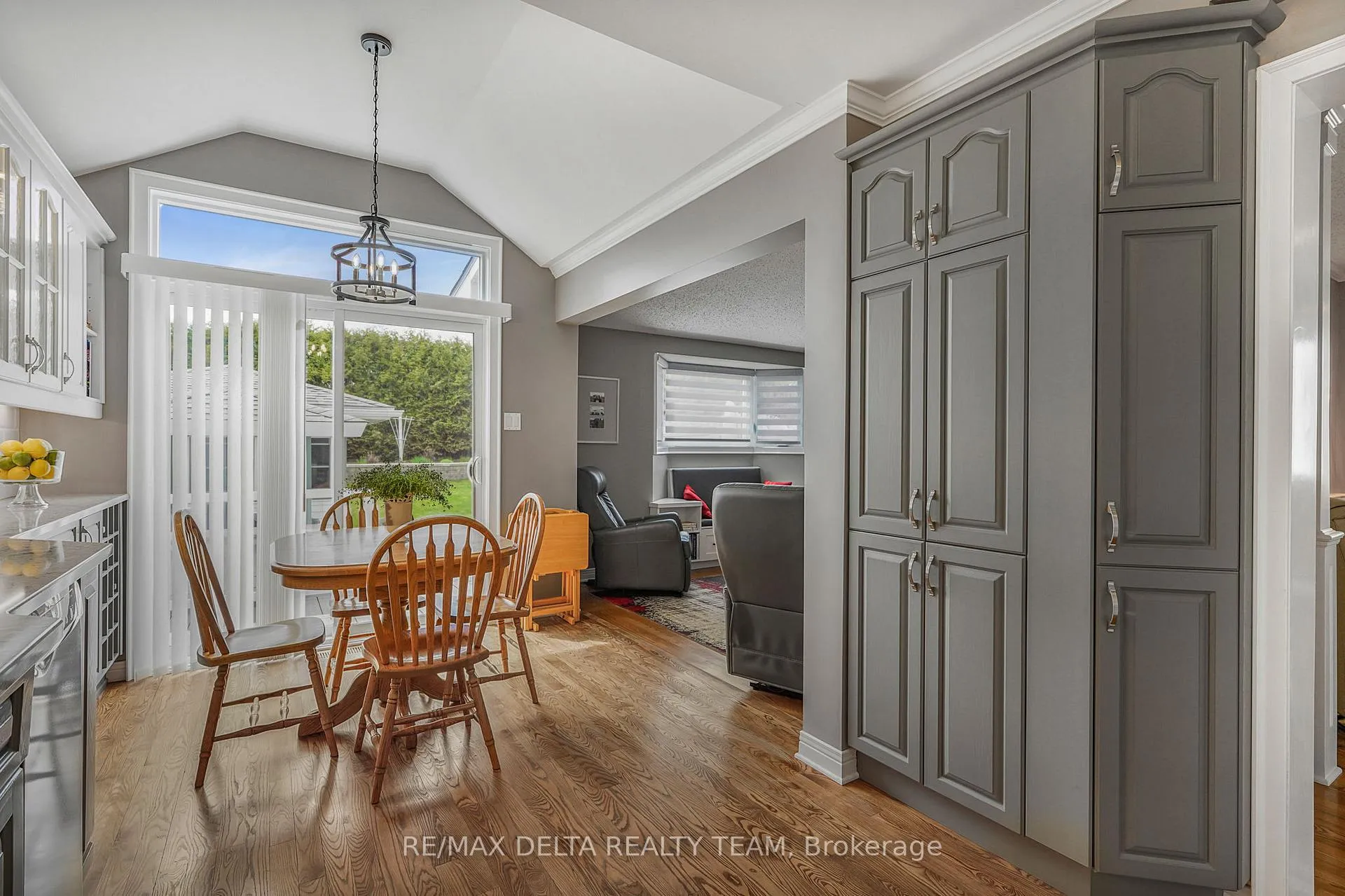 Photo 11 of 1770 Sunview Drive, Ottawa, Orleans/Sunridge — HOMEH