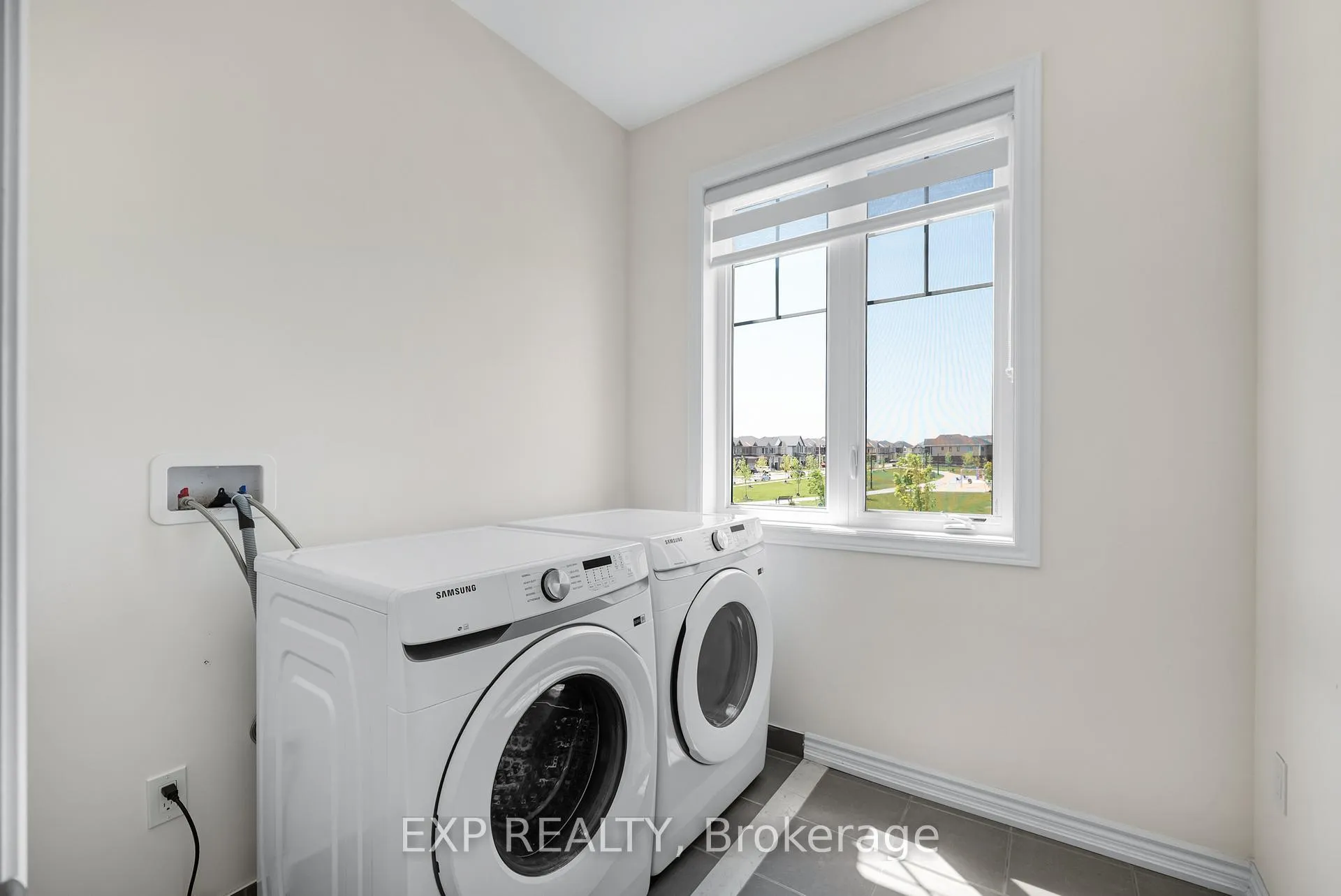 Photo 34 of 108 Durham Avenue, Barrie, Rural Barrie Southeast — HOMEH