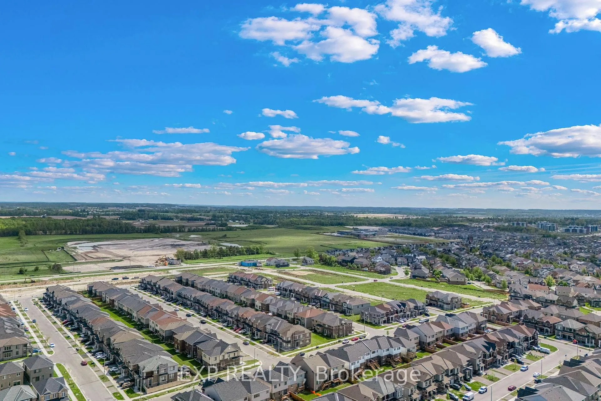 Photo 45 of 108 Durham Avenue, Barrie, Rural Barrie Southeast — HOMEH