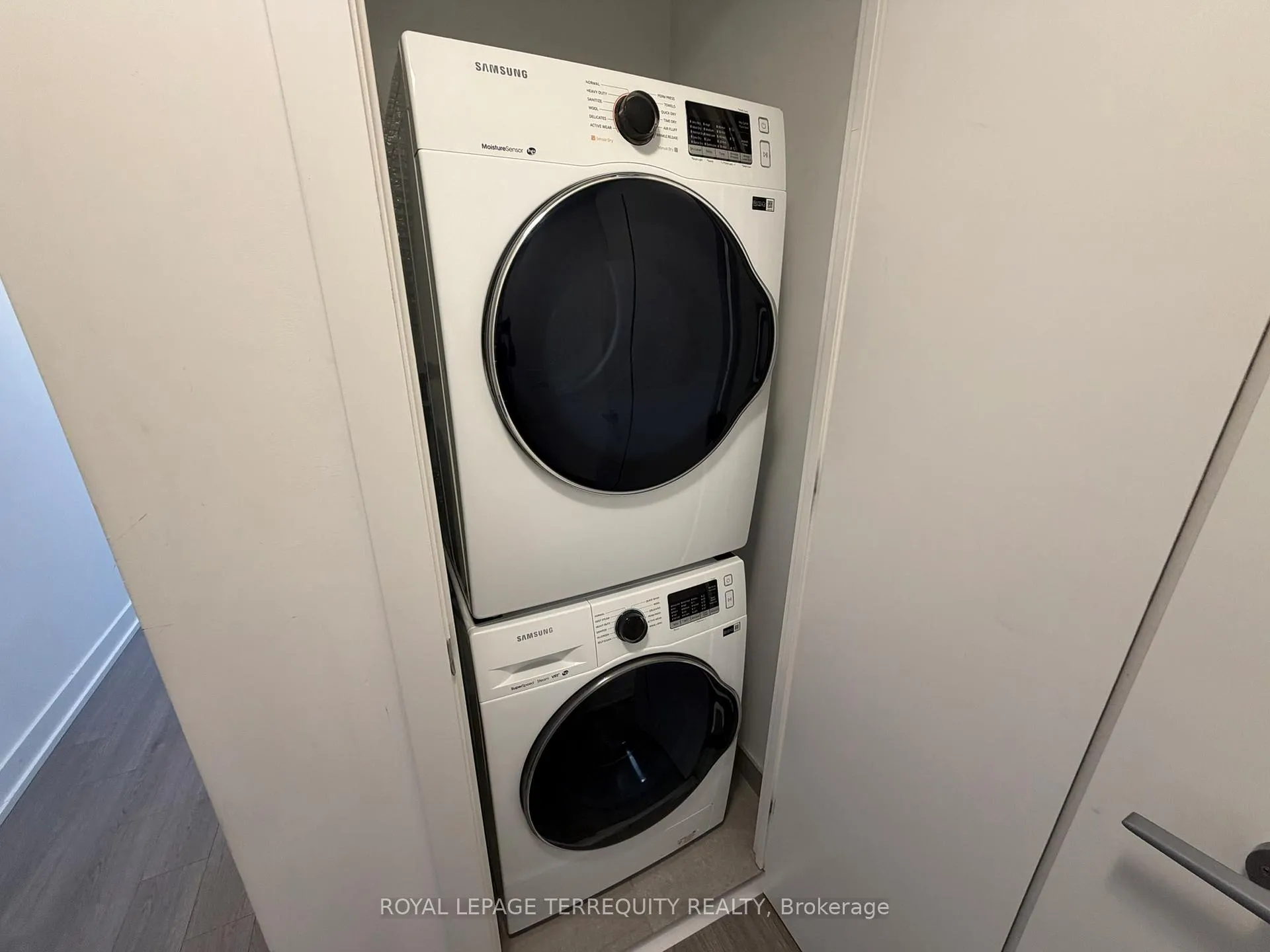 Photo 12 of Unit 3307, 357 King Street W, Toronto, Waterfront Communities — HOMEH