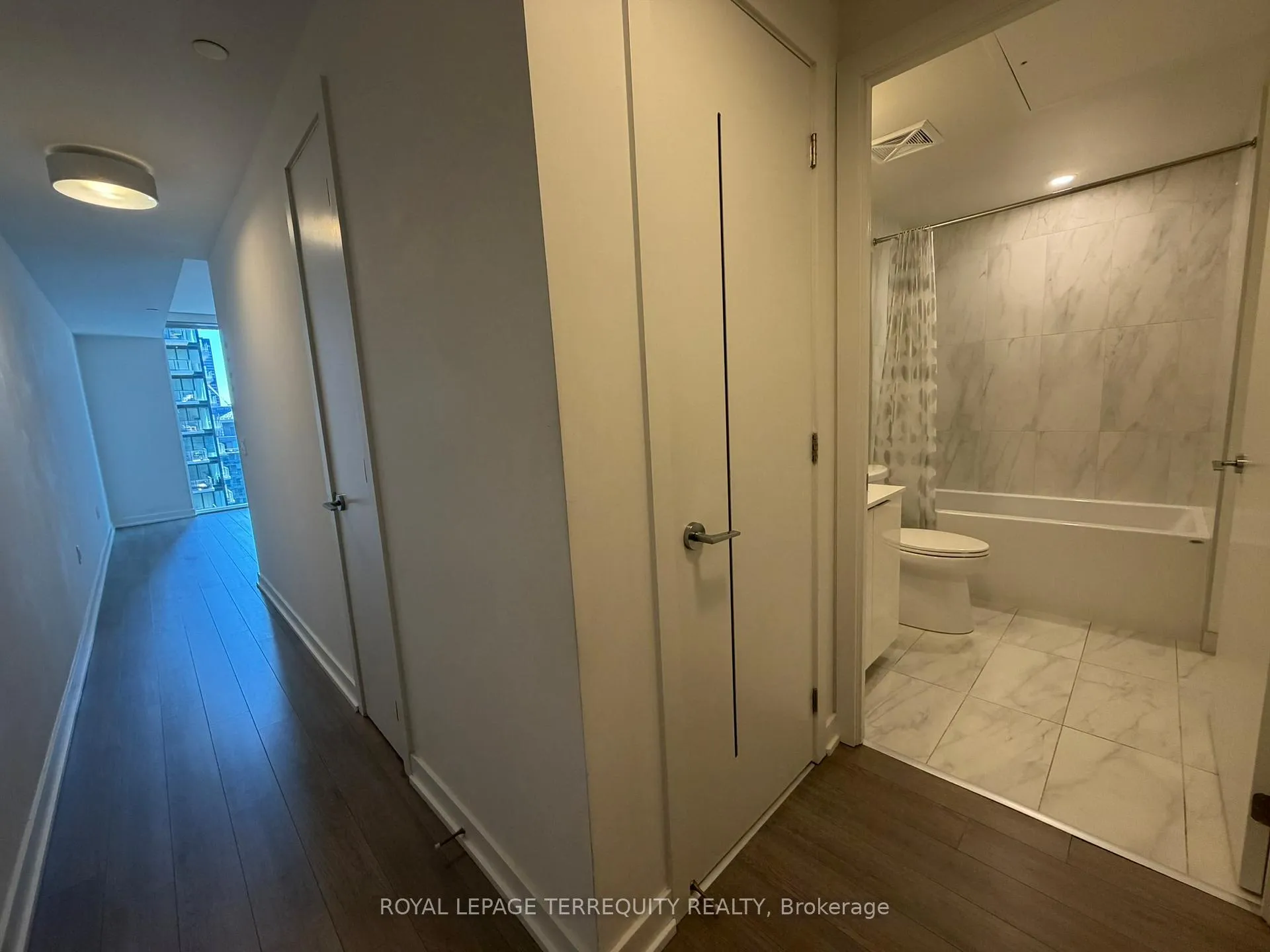 Photo 13 of Unit 3307, 357 King Street W, Toronto, Waterfront Communities — HOMEH