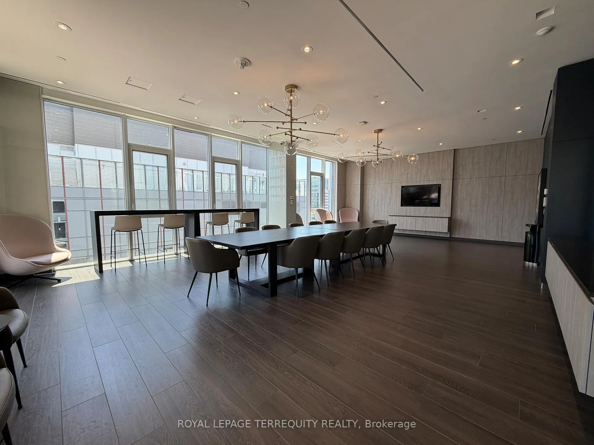 Photo 14 of Unit 3307, 357 King Street W, Toronto, Waterfront Communities — HOMEH