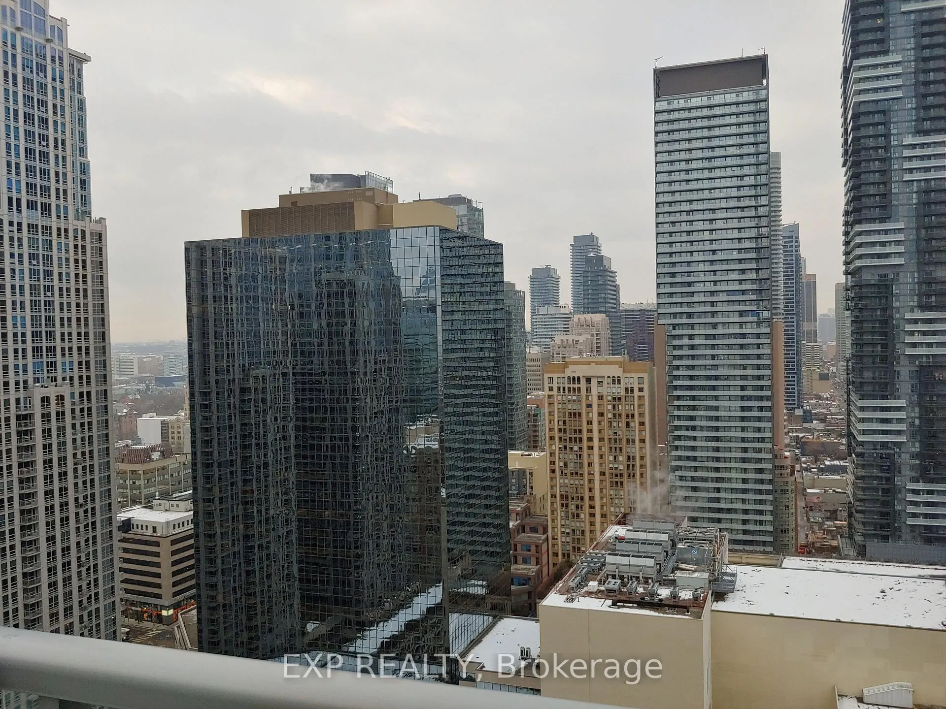 Photo 2 of Unit 3115, 386 Yonge Street, Toronto, Bay Street Corridor — HOMEH