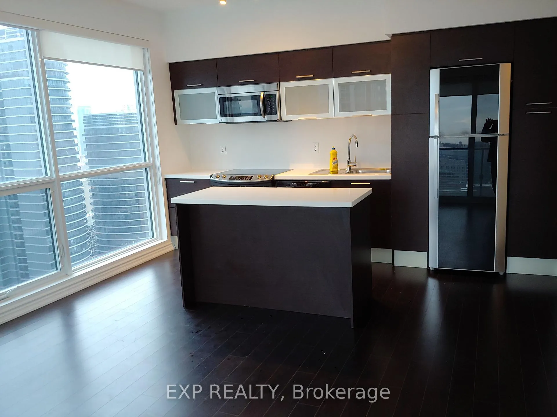 Photo 4 of Unit 3115, 386 Yonge Street, Toronto, Bay Street Corridor — HOMEH