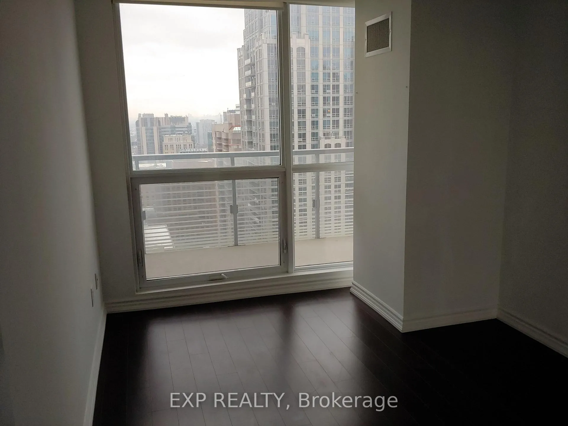 Photo 12 of Unit 3115, 386 Yonge Street, Toronto, Bay Street Corridor — HOMEH
