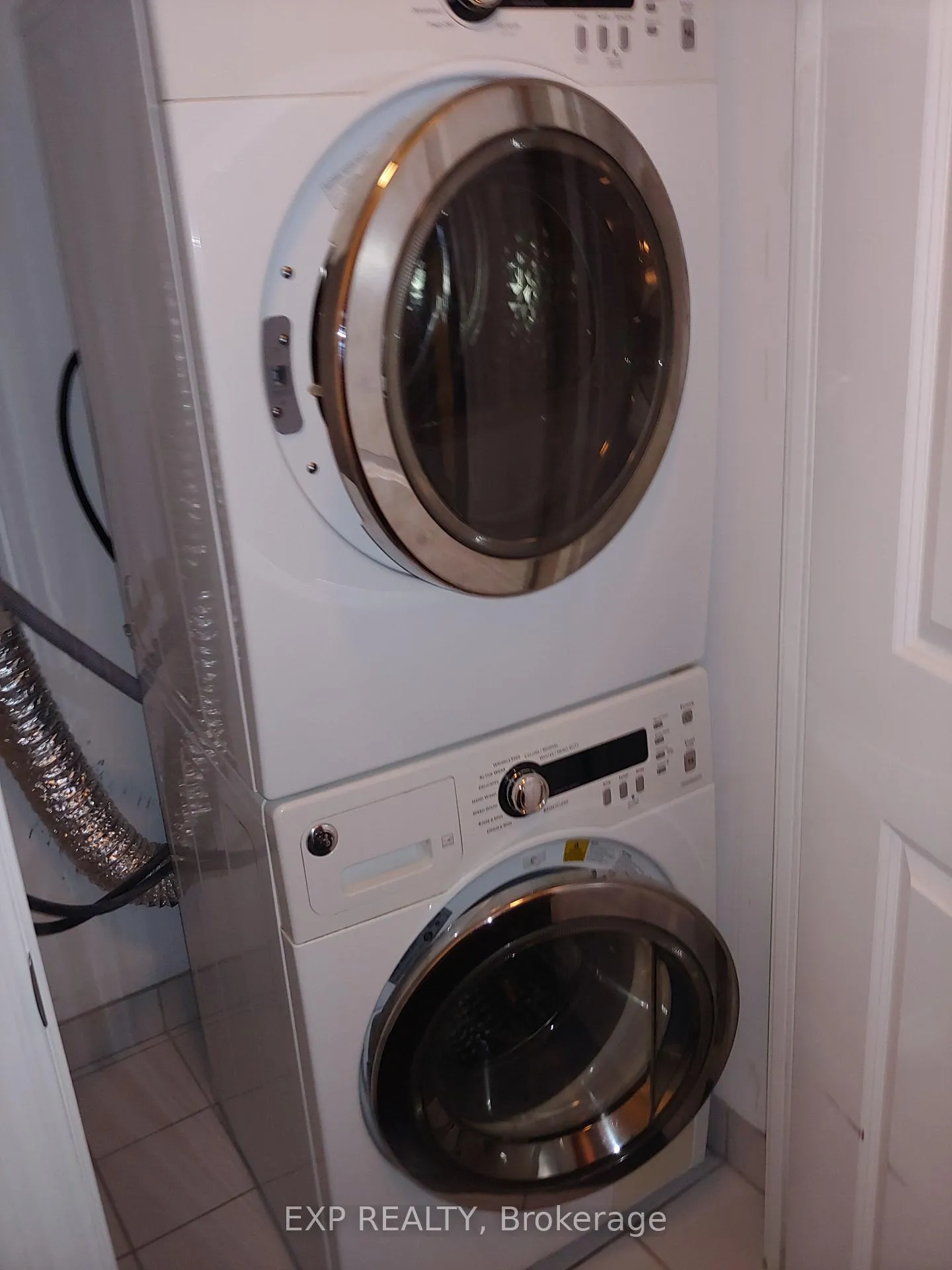 Photo 14 of Unit 3115, 386 Yonge Street, Toronto, Bay Street Corridor — HOMEH