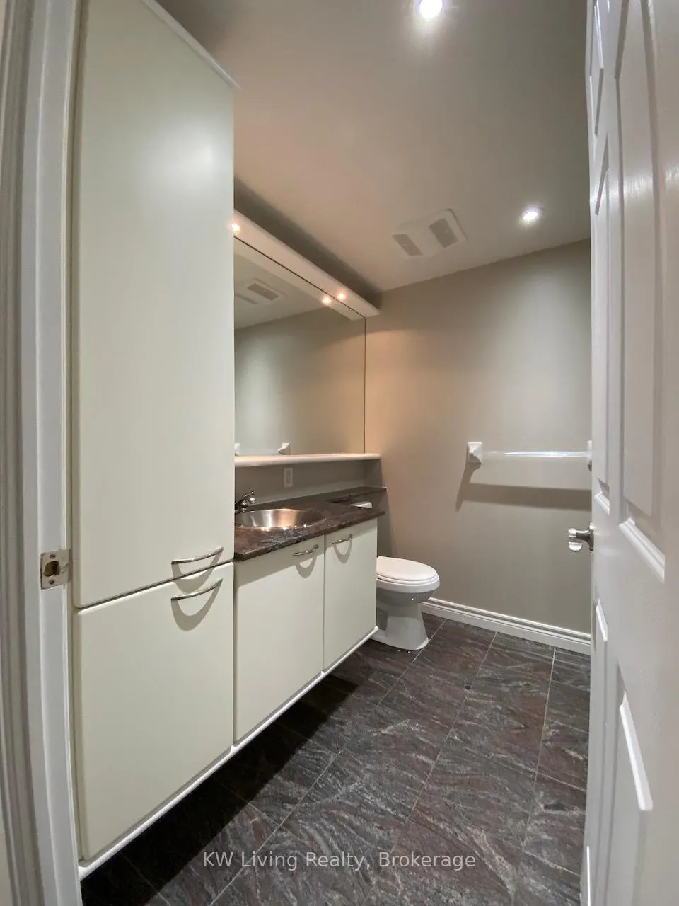 Photo 6 of Unit 1207, 55 Bloor Street E, Toronto, Church-Yonge Corridor — HOMEH