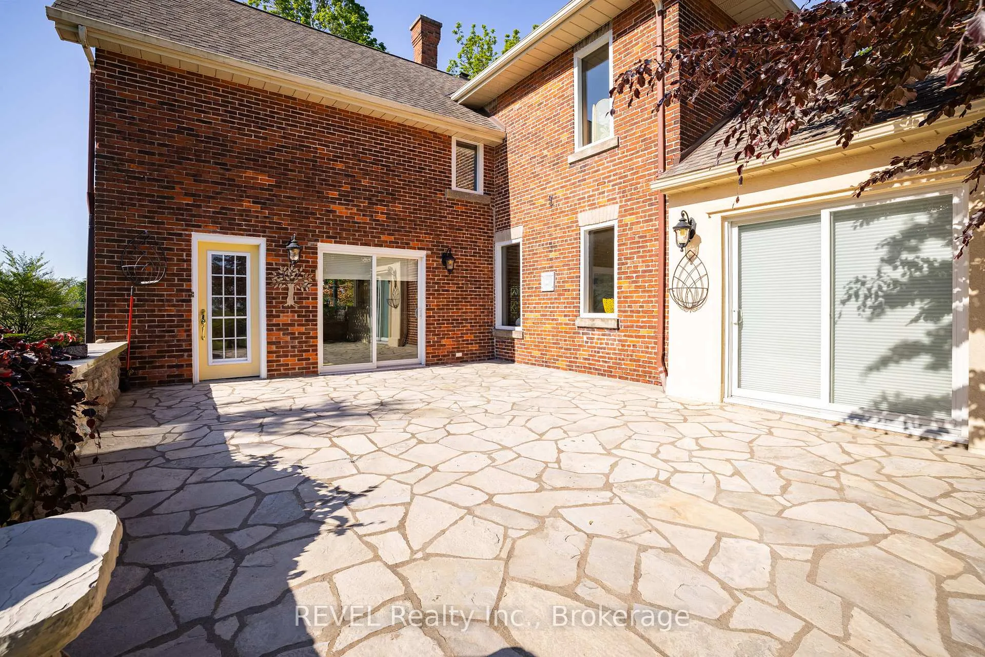 Photo 4 of 458 Chippawa Road, Port Colborne, Bethel — HOMEH