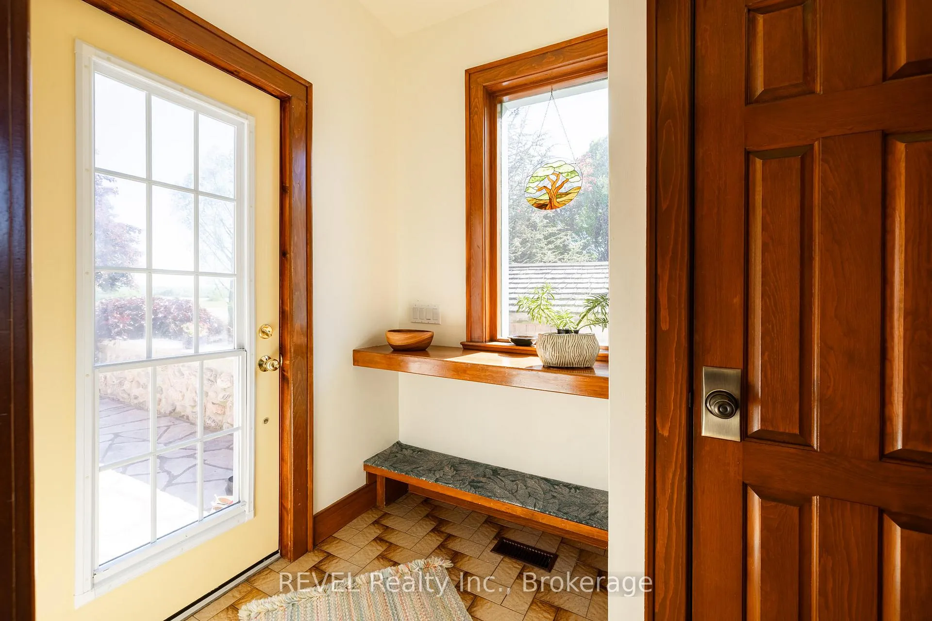 Photo 14 of 458 Chippawa Road, Port Colborne, Bethel — HOMEH