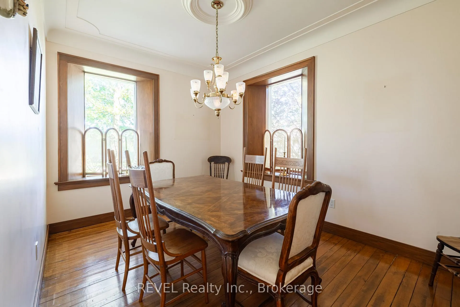 Photo 16 of 458 Chippawa Road, Port Colborne, Bethel — HOMEH