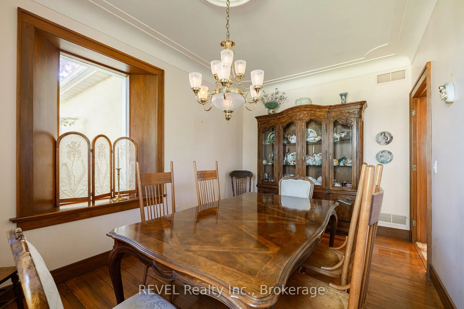 Photo 17 of 458 Chippawa Road, Port Colborne, Bethel — HOMEH