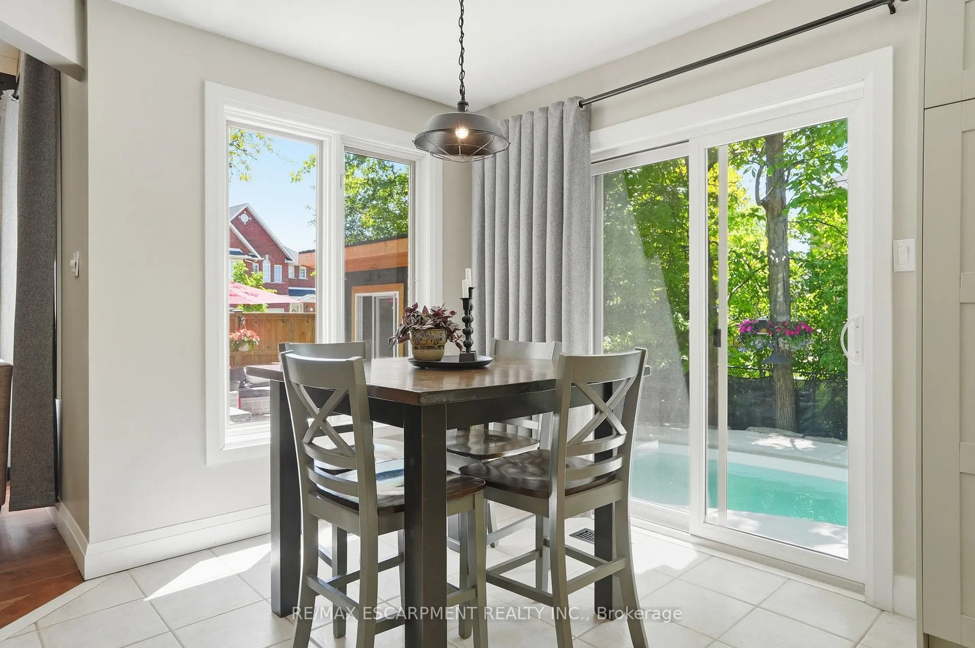 Photo 14 of 1300 Silvan Forest Drive, Burlington, Tansley — HOMEH