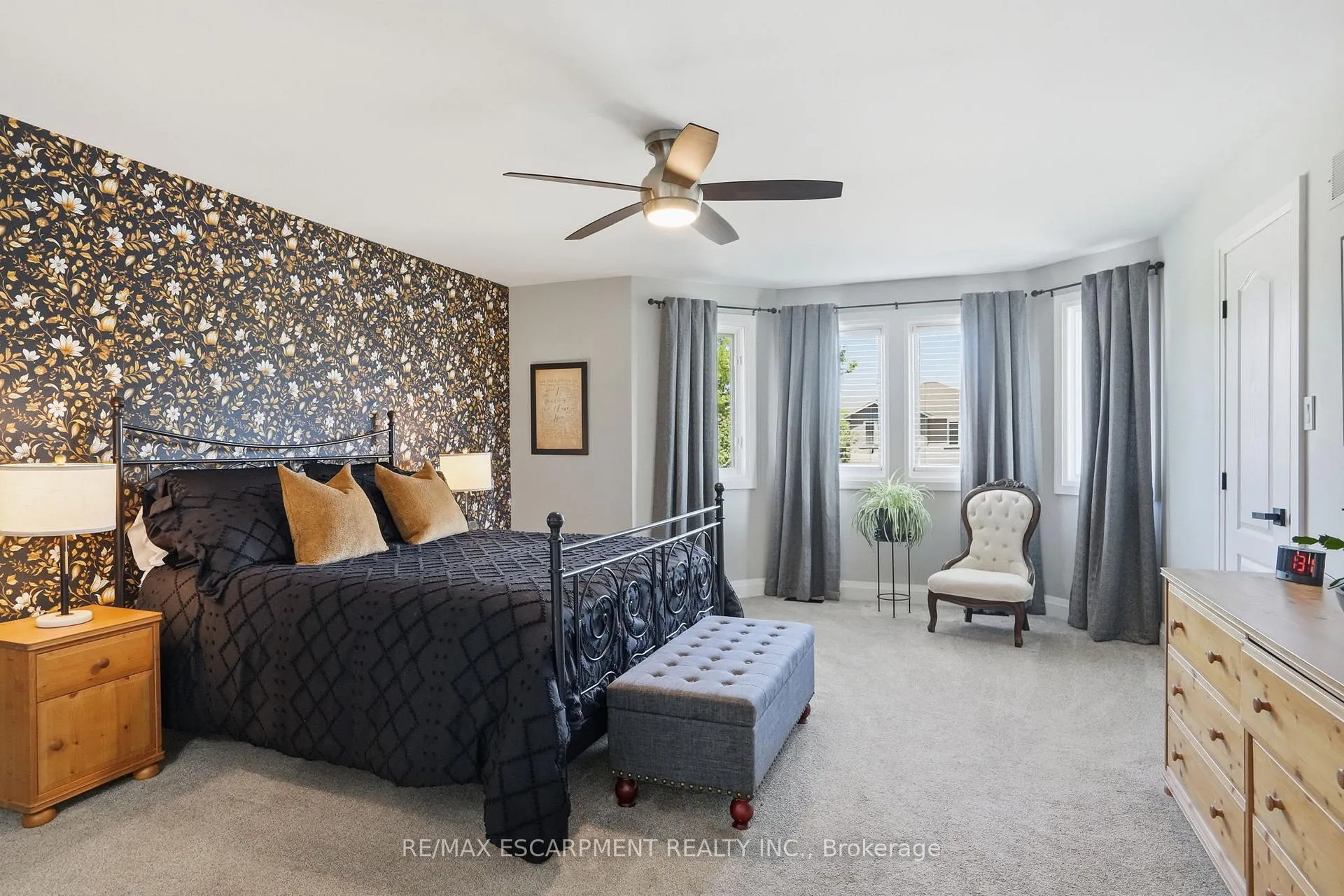Photo 19 of 1300 Silvan Forest Drive, Burlington, Tansley — HOMEH