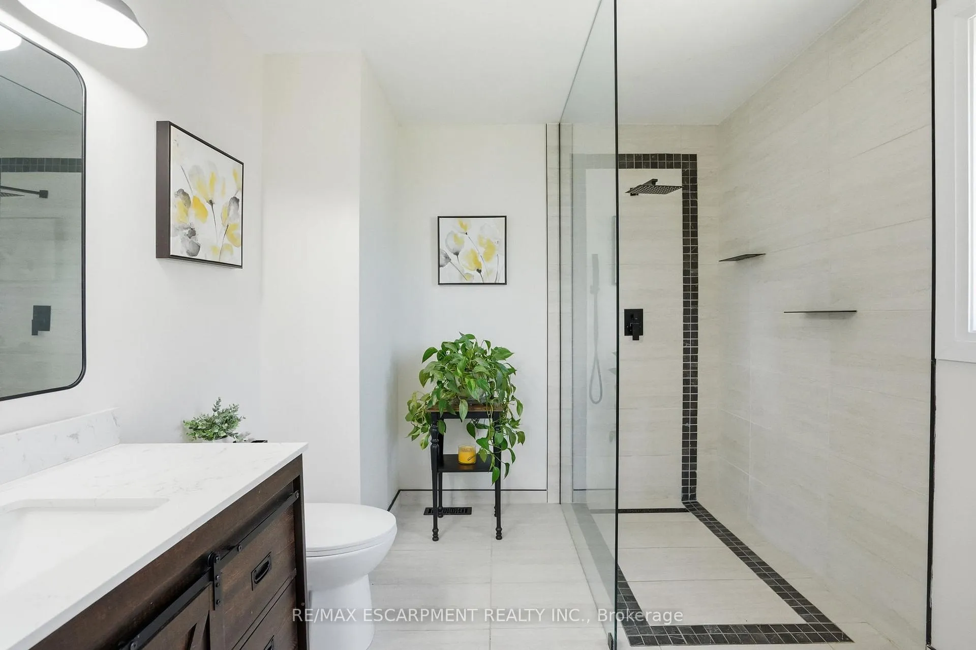 Photo 22 of 1300 Silvan Forest Drive, Burlington, Tansley — HOMEH