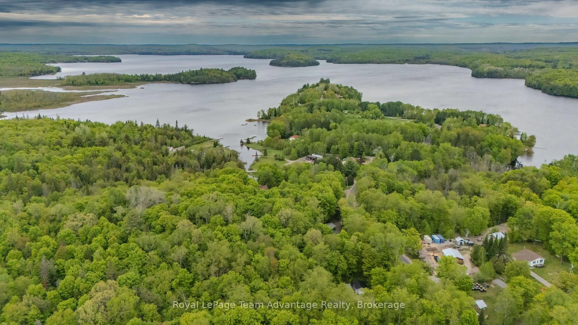 Photo 8 of 264 Almaguin Drive, McMurrich/Monteith, Sprucedale — HOMEH