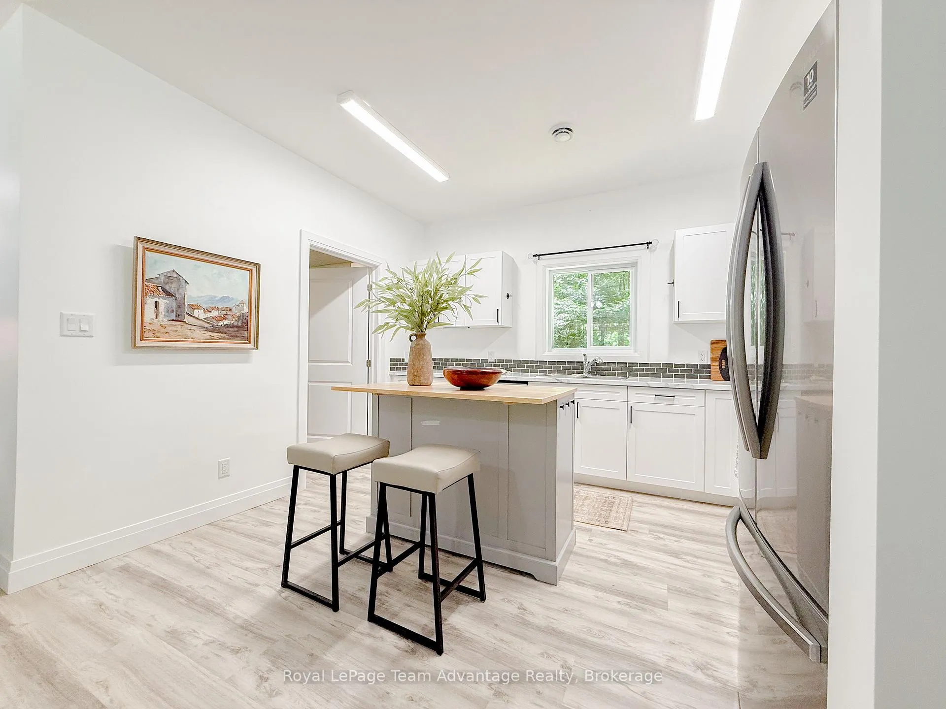 Photo 14 of 264 Almaguin Drive, McMurrich/Monteith, Sprucedale — HOMEH