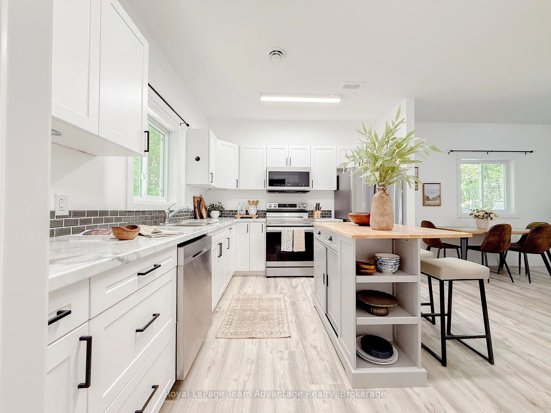 Photo 16 of 264 Almaguin Drive, McMurrich/Monteith, Sprucedale — HOMEH