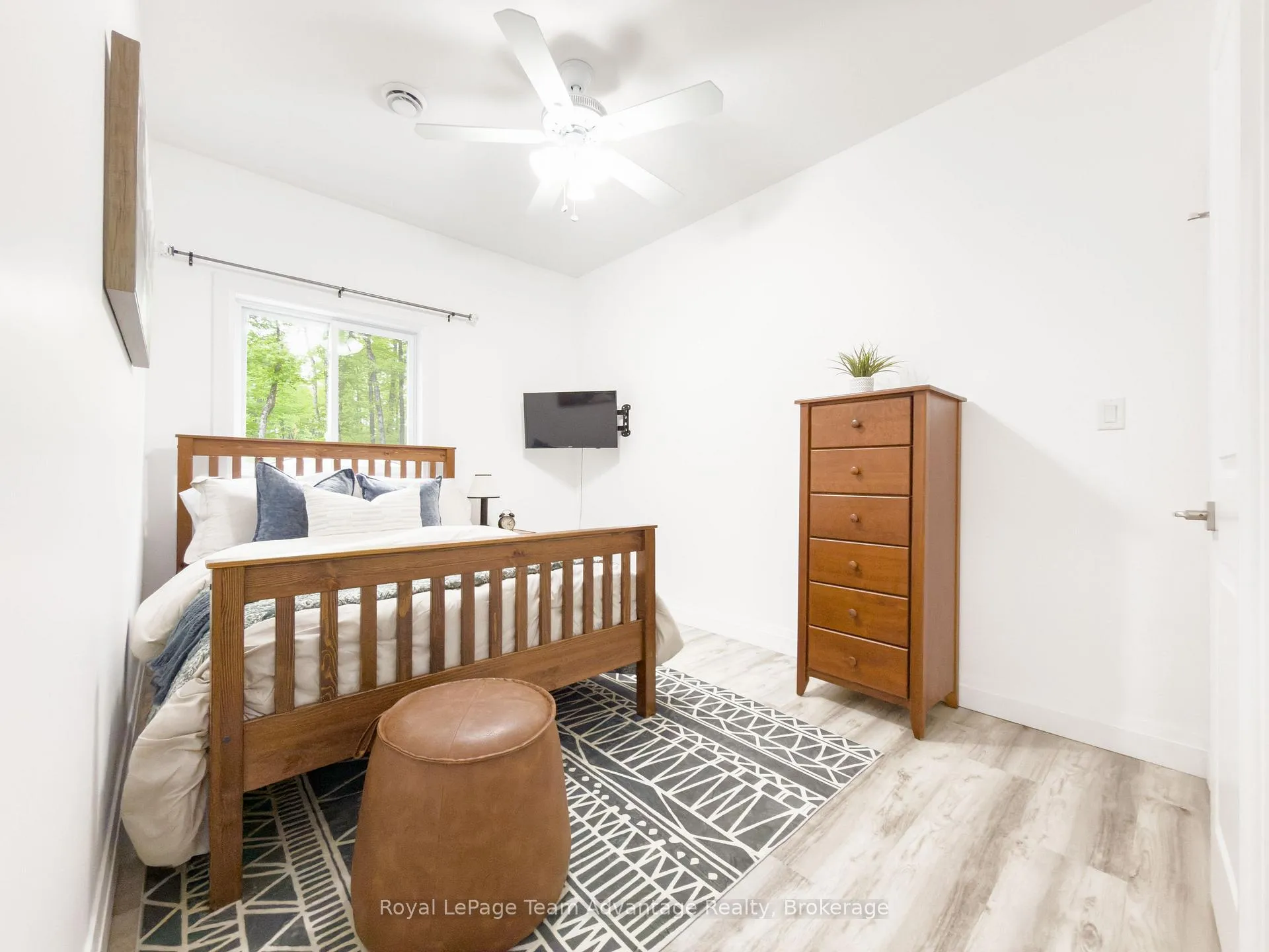 Photo 26 of 264 Almaguin Drive, McMurrich/Monteith, Sprucedale — HOMEH