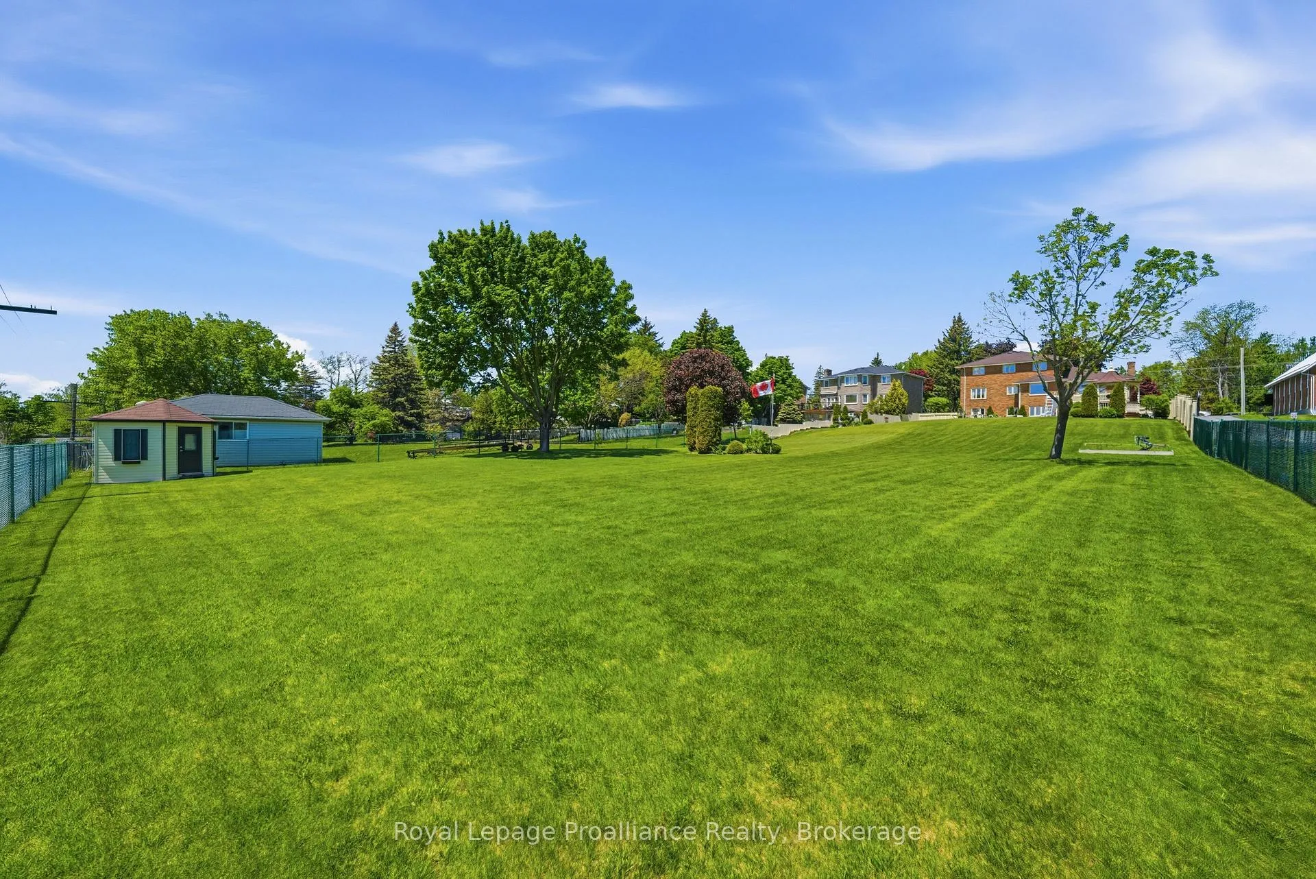 Photo 42 of 261 Dundas Street W, Belleville, Belleville Ward — HOMEH