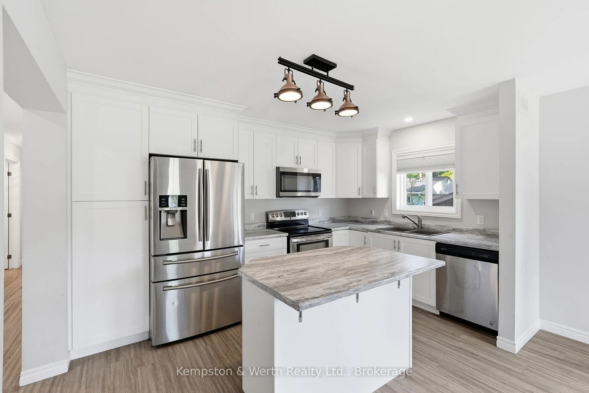 Photo 9 of 645 Davidson Avenue S, North Perth, Listowel — HOMEH
