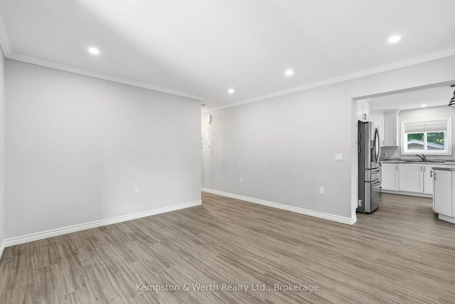 Photo 21 of 645 Davidson Avenue S, North Perth, Listowel — HOMEH