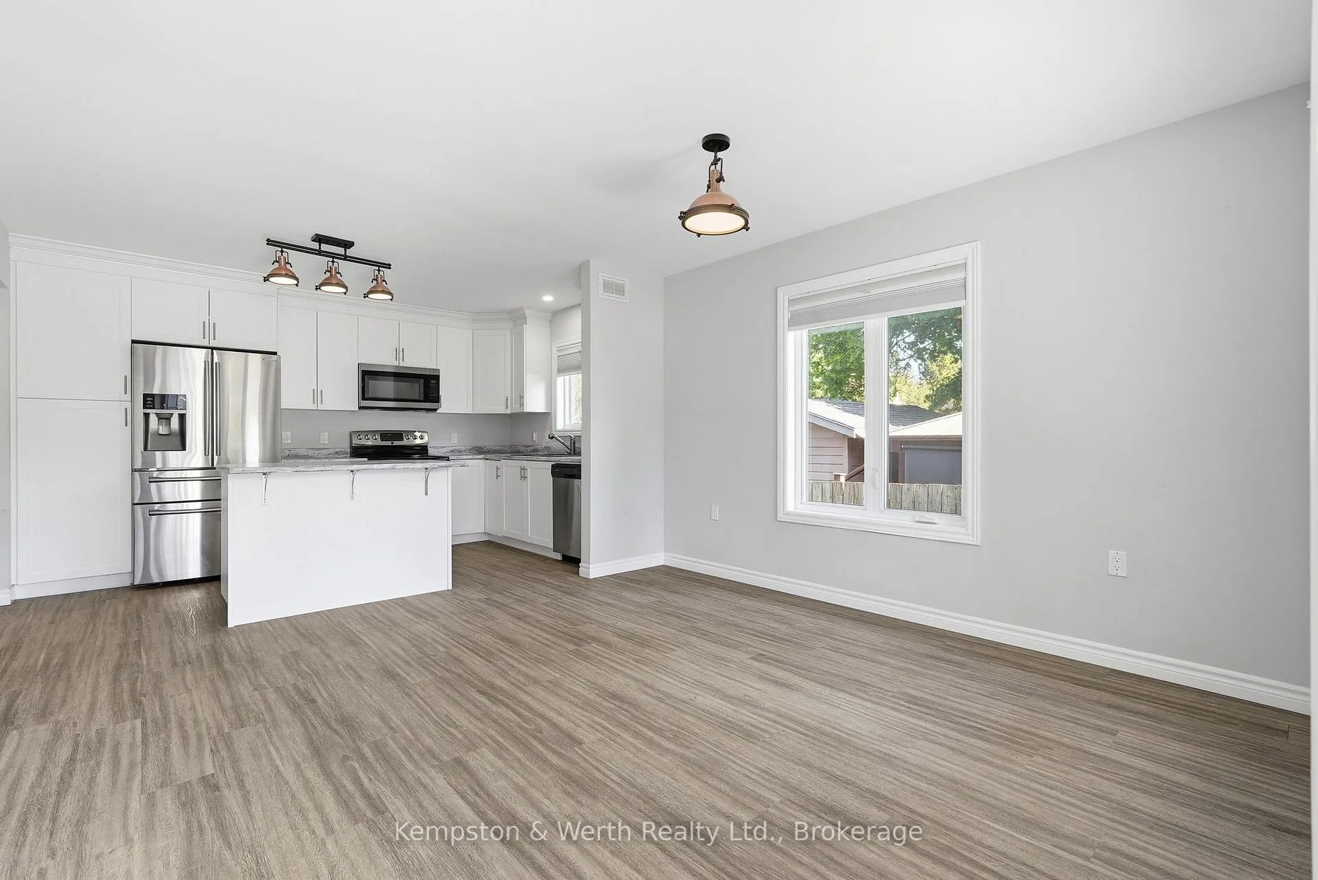 Photo 23 of 645 Davidson Avenue S, North Perth, Listowel — HOMEH