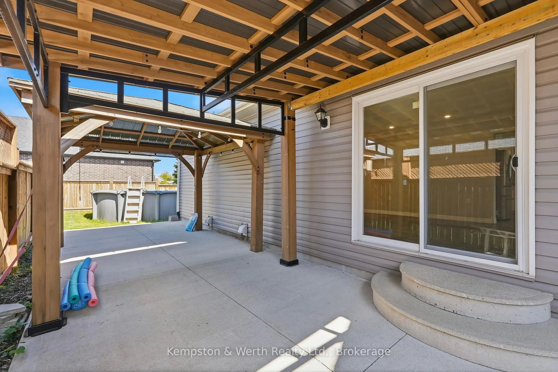 Photo 34 of 645 Davidson Avenue S, North Perth, Listowel — HOMEH