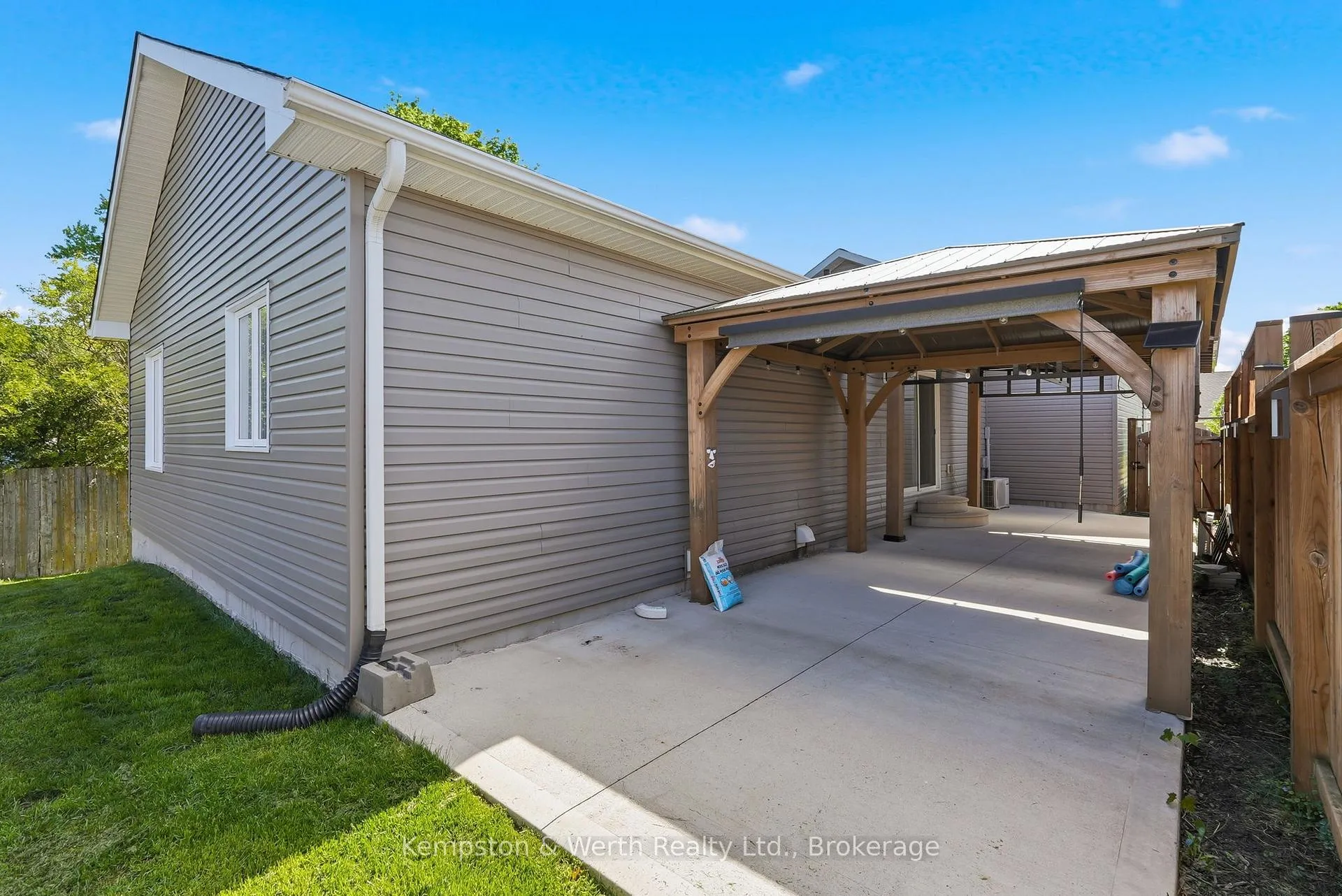 Photo 37 of 645 Davidson Avenue S, North Perth, Listowel — HOMEH