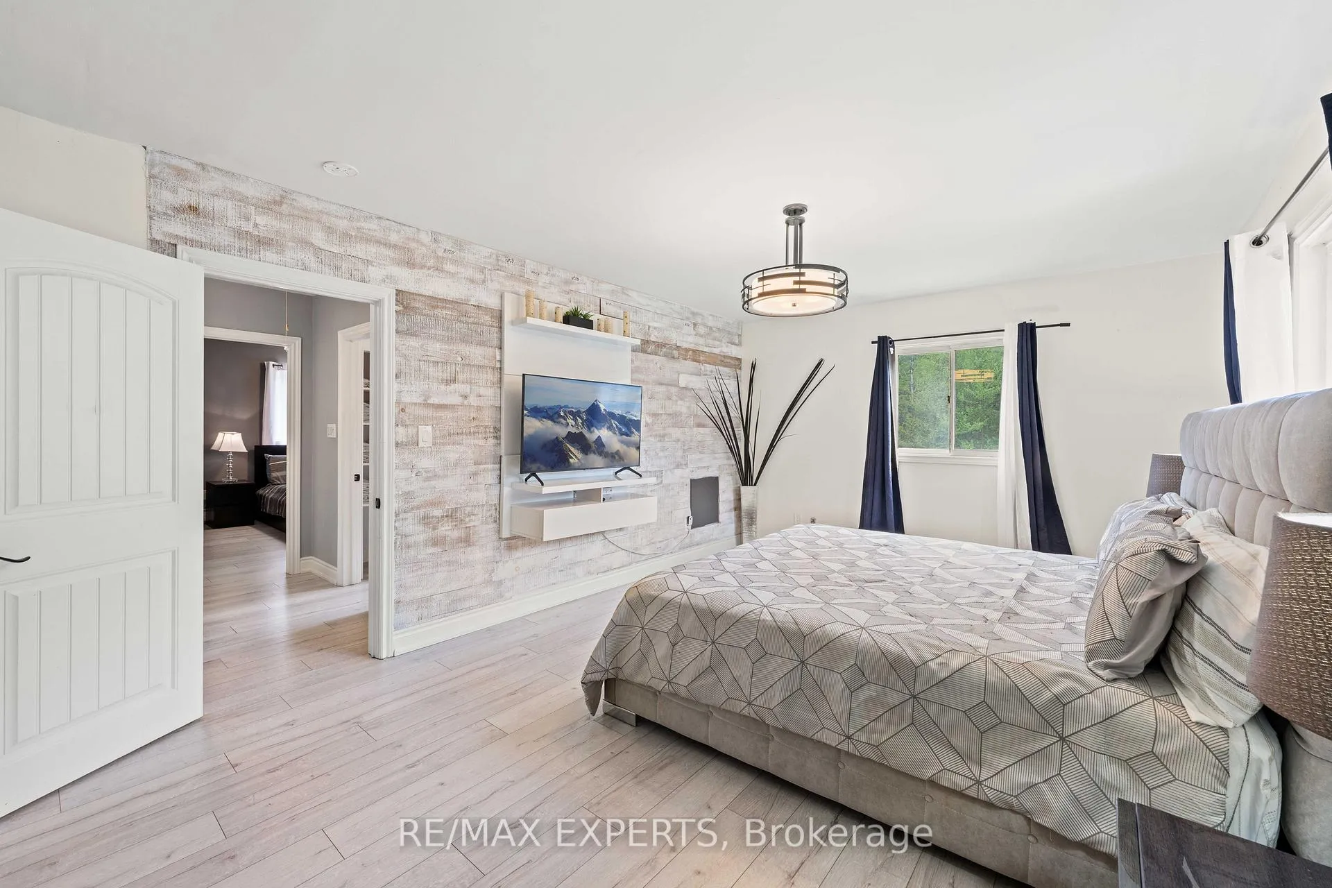 Photo 25 of 2916 Hwy 118e, Bracebridge, Oakley — HOMEH