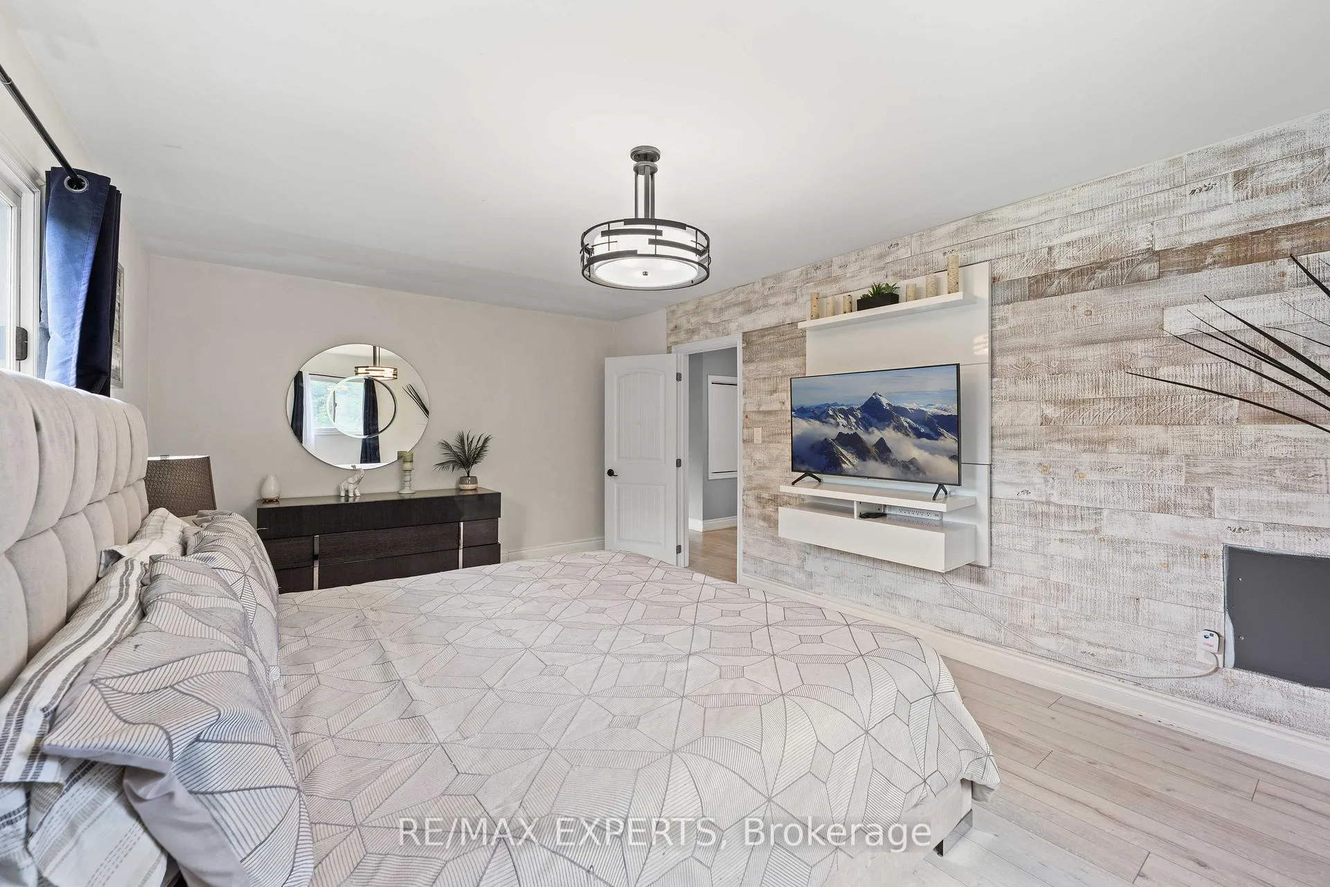 Photo 27 of 2916 Hwy 118e, Bracebridge, Oakley — HOMEH
