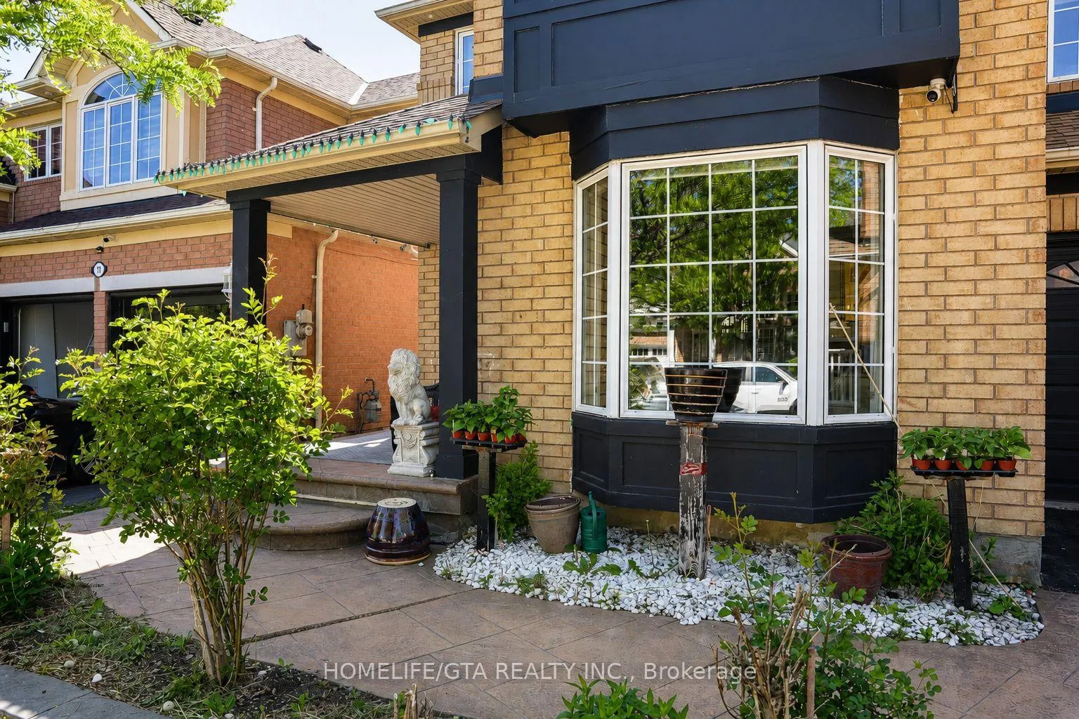Photo 3 of 13 Sparta Drive, Brampton, Vales of Castlemore — HOMEH