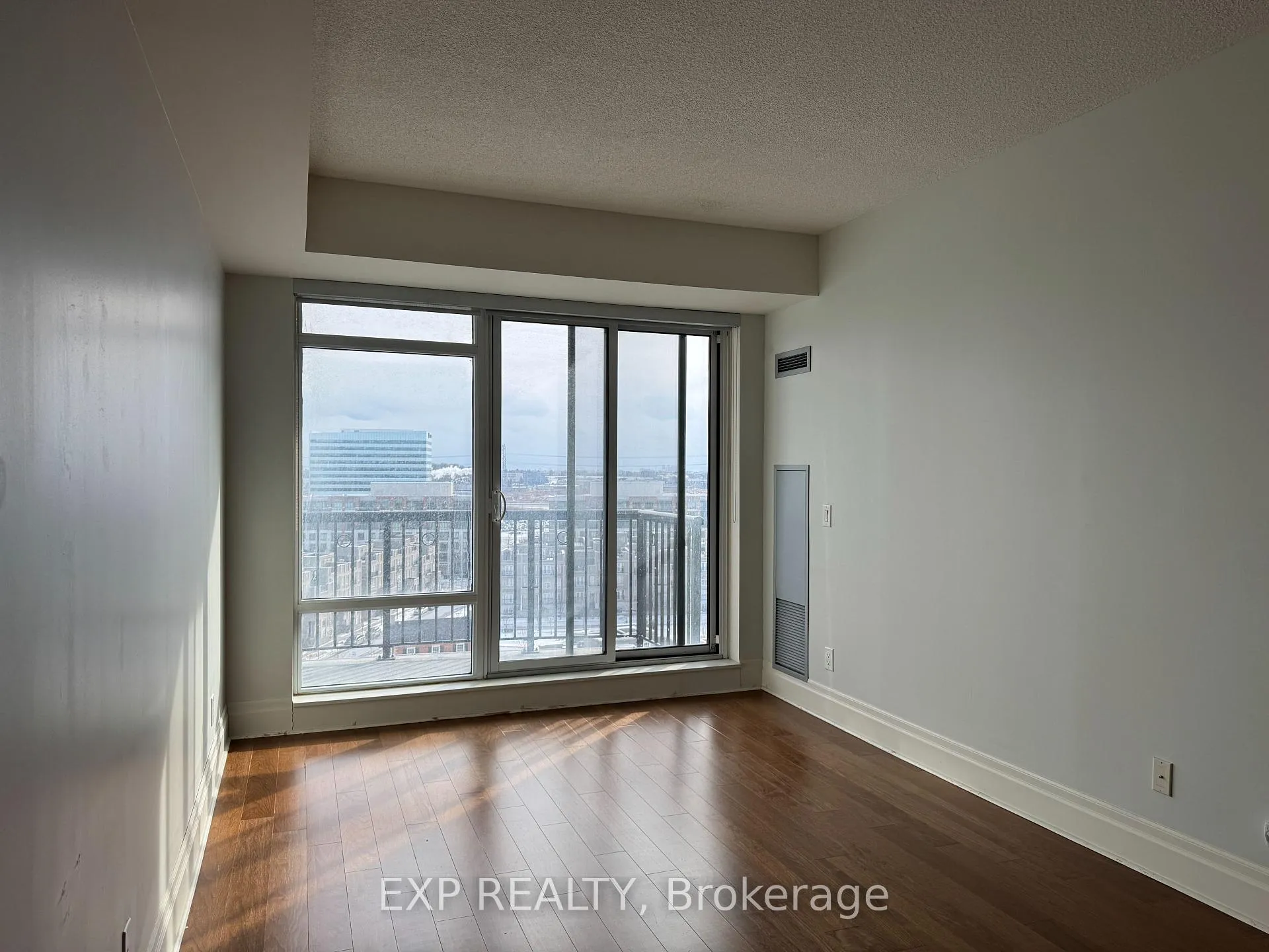 Photo 4 of Unit 1001, 151 Upper Duke Crescent, Markham, Unionville — HOMEH