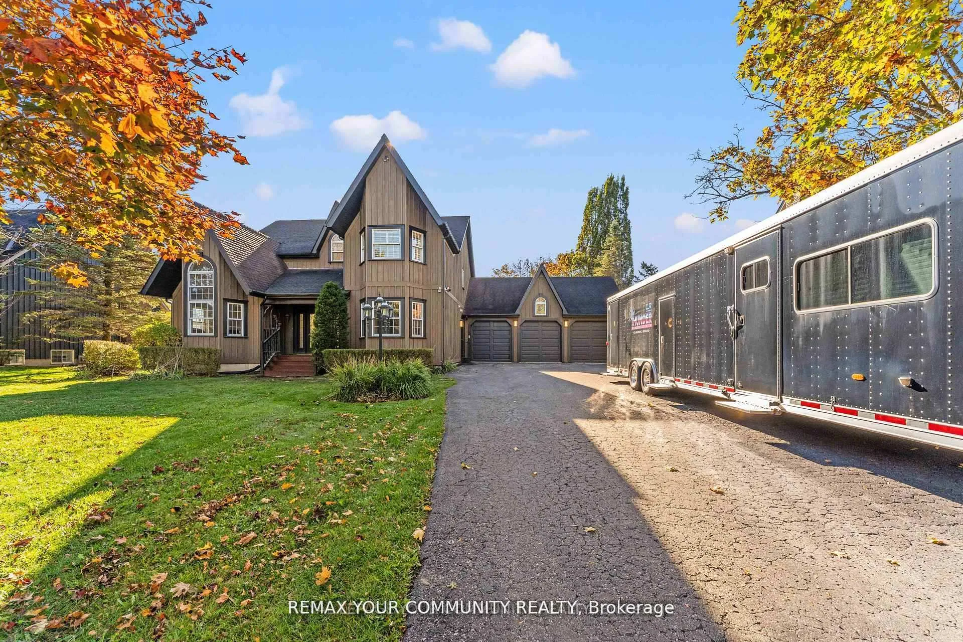 Photo 3 of 1645 Acorn Lane, Pickering, Rural Pickering — HOMEH