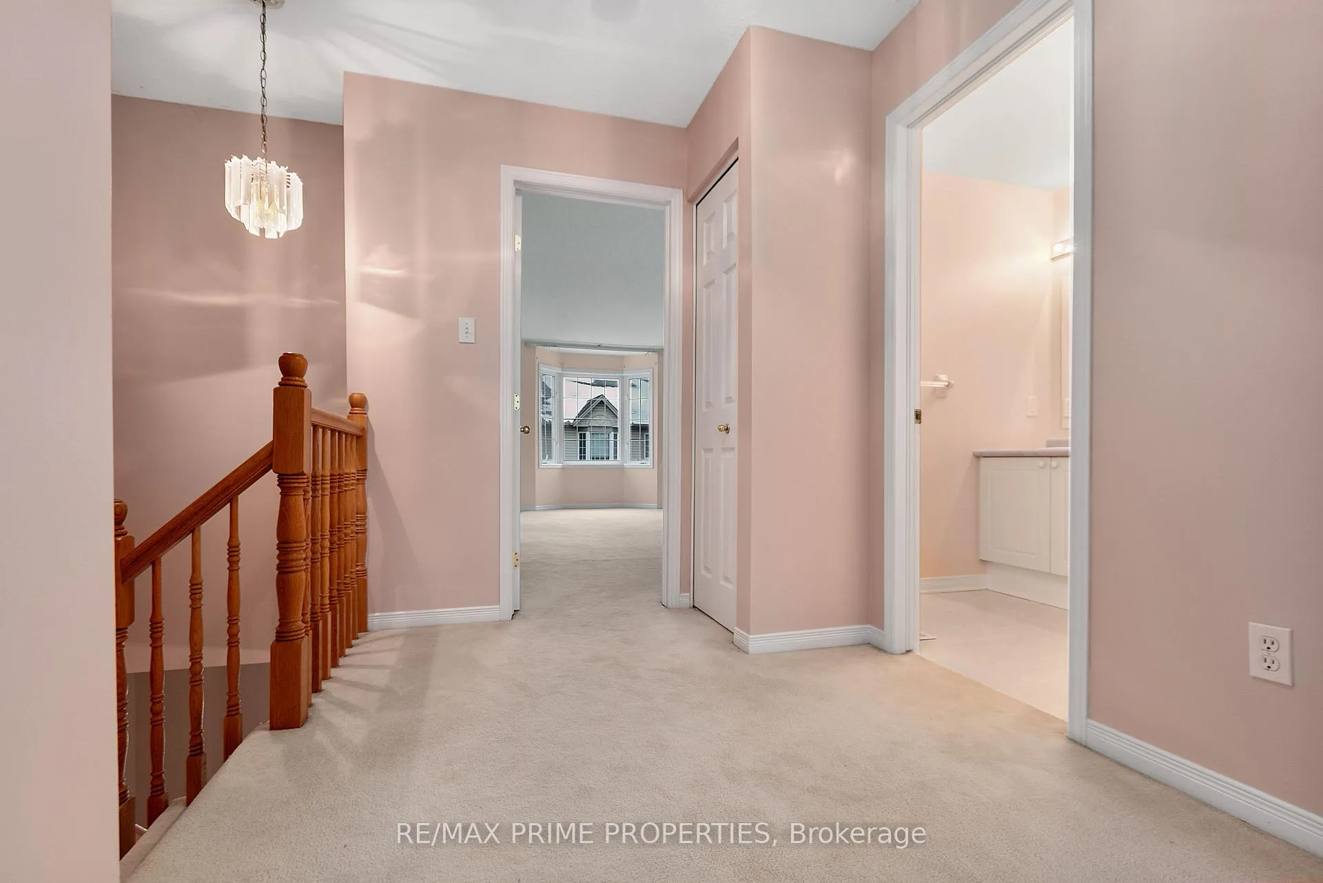 Photo 13 of Unit 7, 211 Station Boulevard, Ottawa, Riverview Park — HOMEH