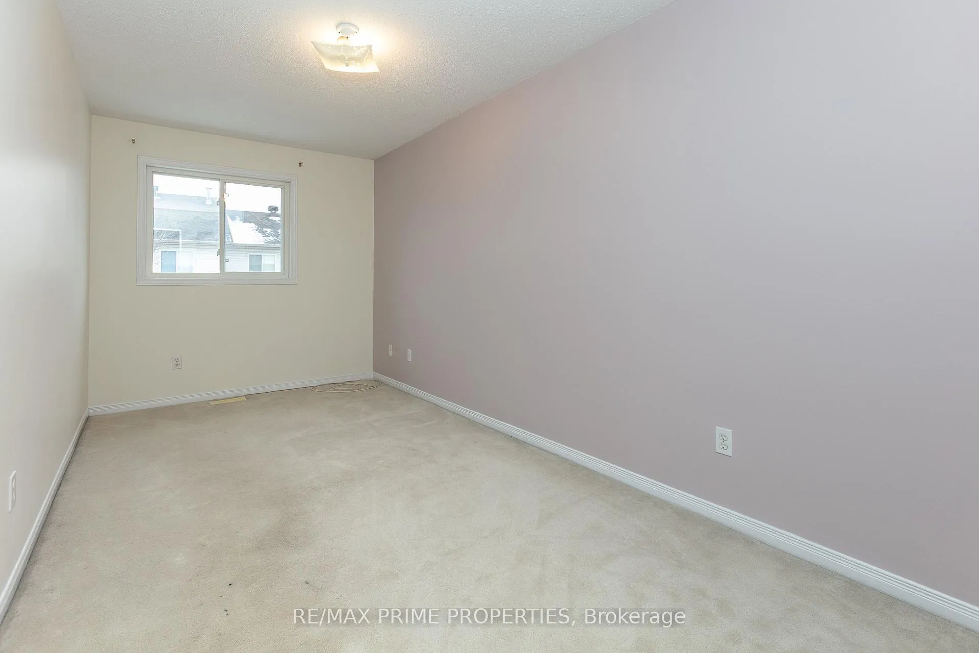 Photo 21 of Unit 7, 211 Station Boulevard, Ottawa, Riverview Park — HOMEH