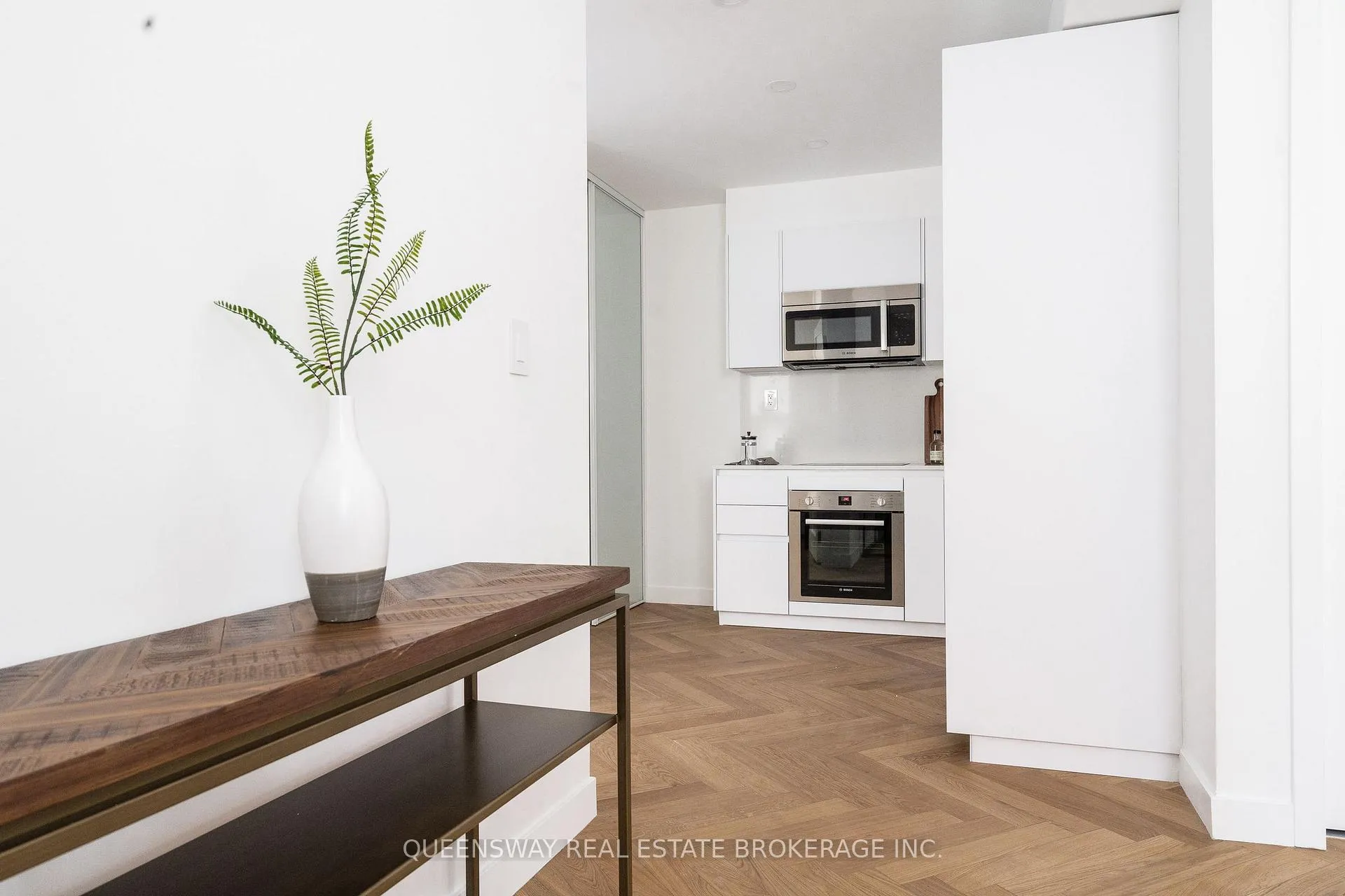 Photo 8 of Unit 102, 110 Wellesley Street E, Toronto, Church-Yonge Corridor — HOMEH