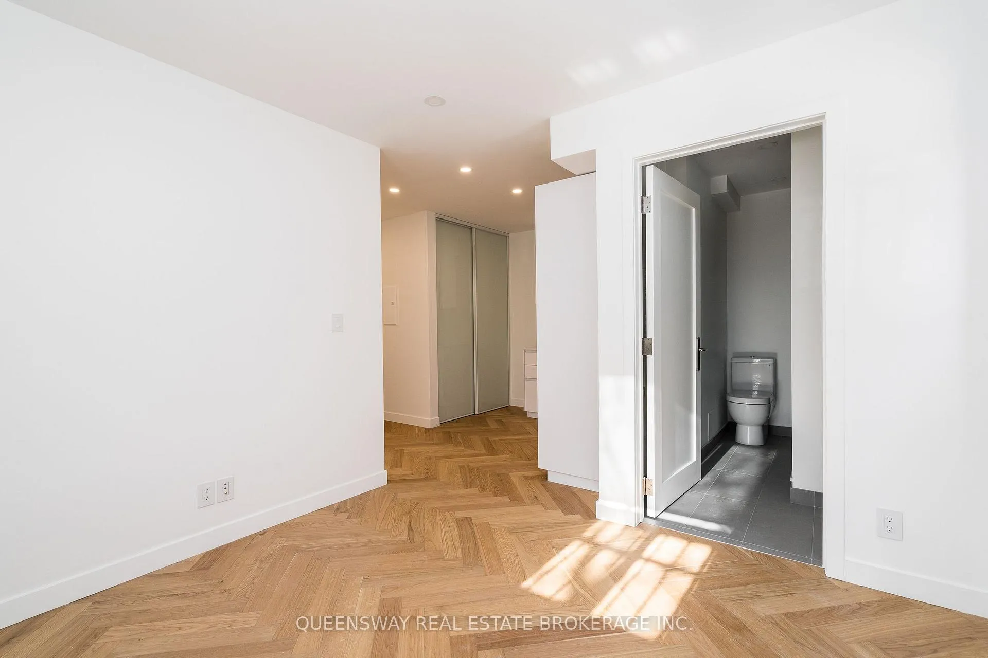 Photo 12 of Unit 102, 110 Wellesley Street E, Toronto, Church-Yonge Corridor — HOMEH
