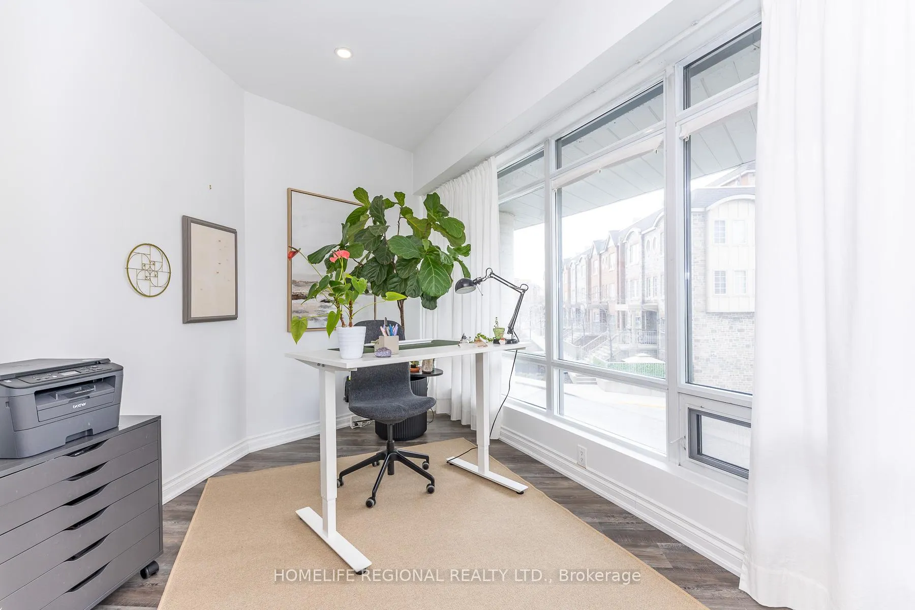 Photo 5 of Unit 204, 15 Windermere Avenue, Toronto, High Park-Swansea — HOMEH