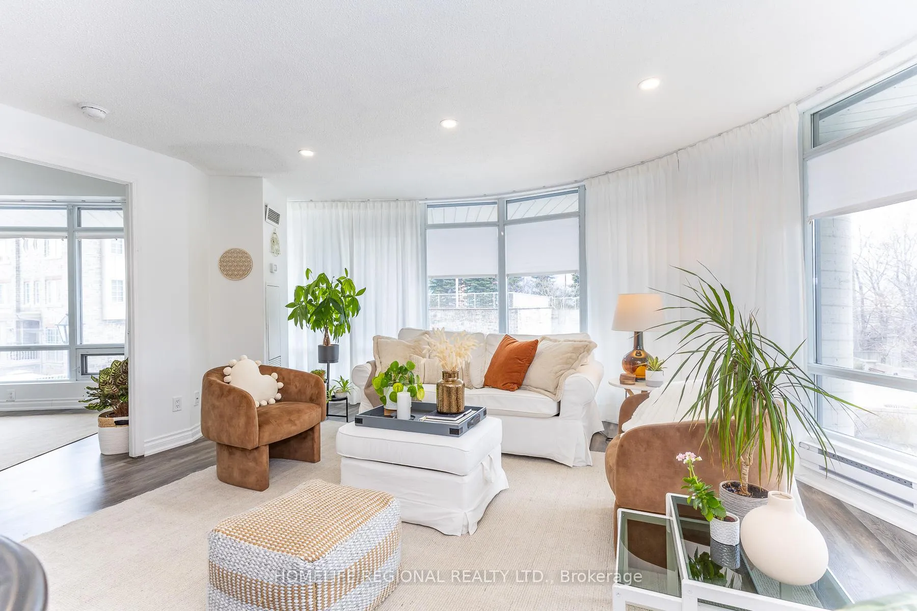 Photo 12 of Unit 204, 15 Windermere Avenue, Toronto, High Park-Swansea — HOMEH