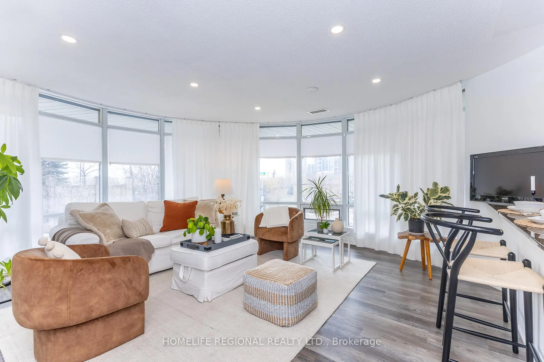 Photo 15 of Unit 204, 15 Windermere Avenue, Toronto, High Park-Swansea — HOMEH