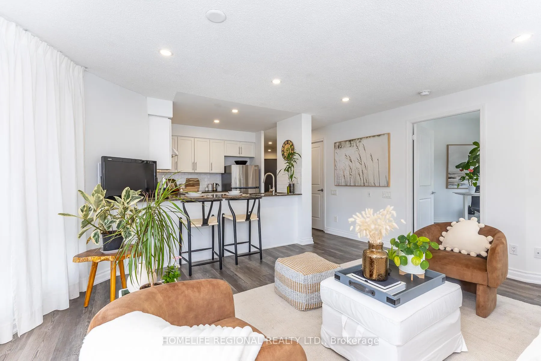 Photo 16 of Unit 204, 15 Windermere Avenue, Toronto, High Park-Swansea — HOMEH