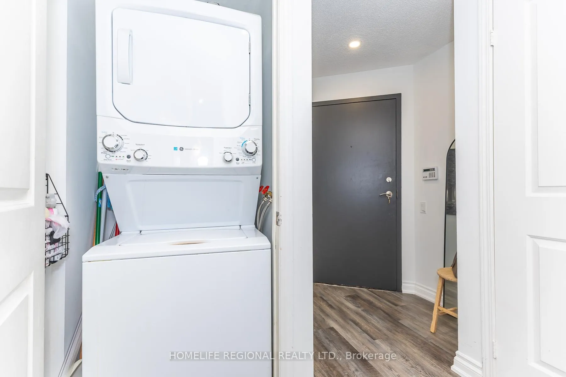 Photo 38 of Unit 204, 15 Windermere Avenue, Toronto, High Park-Swansea — HOMEH