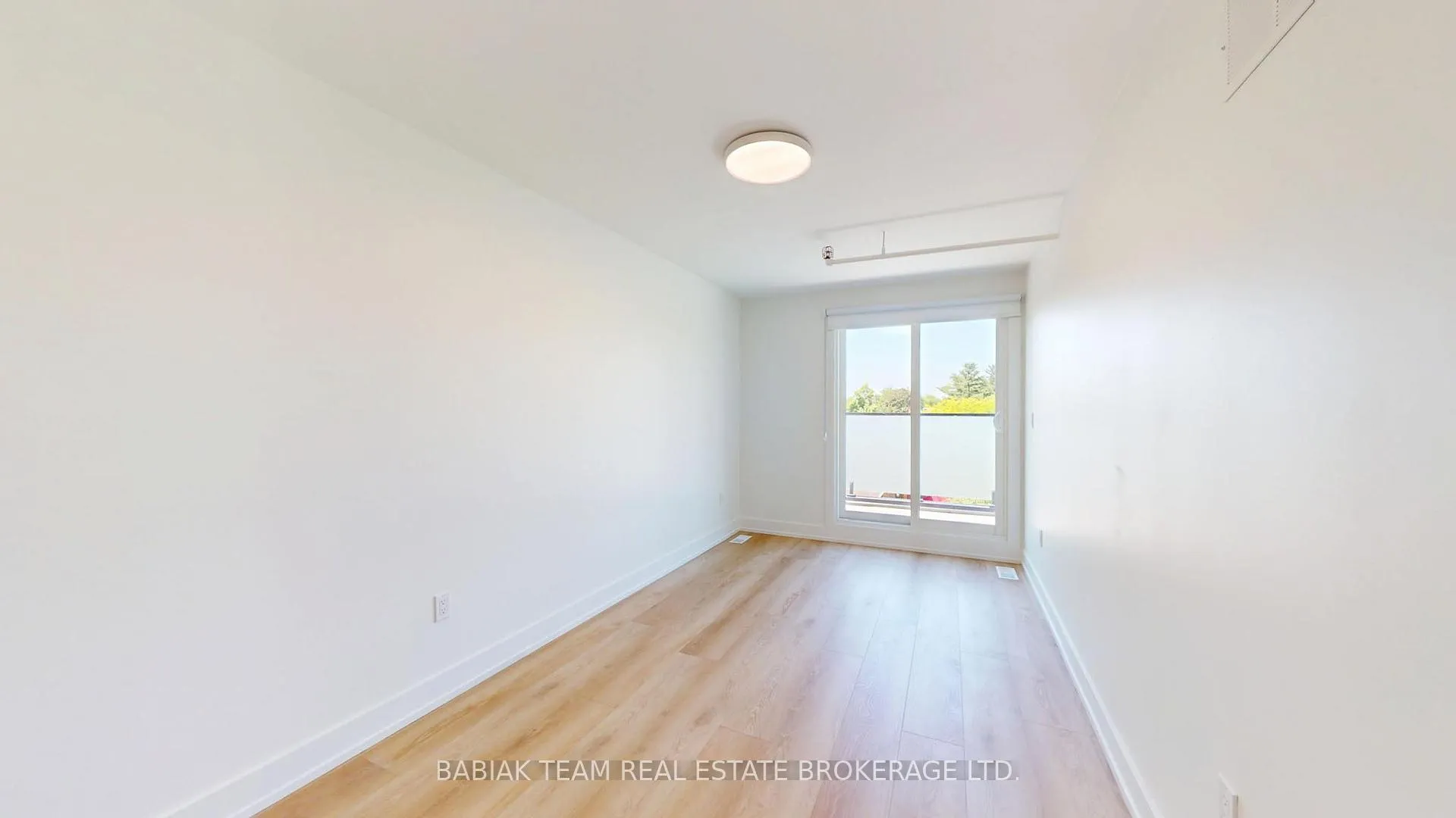 Photo 14 of Unit 302, 656 Annette Street, Toronto, Runnymede-Bloor West Village — HOMEH