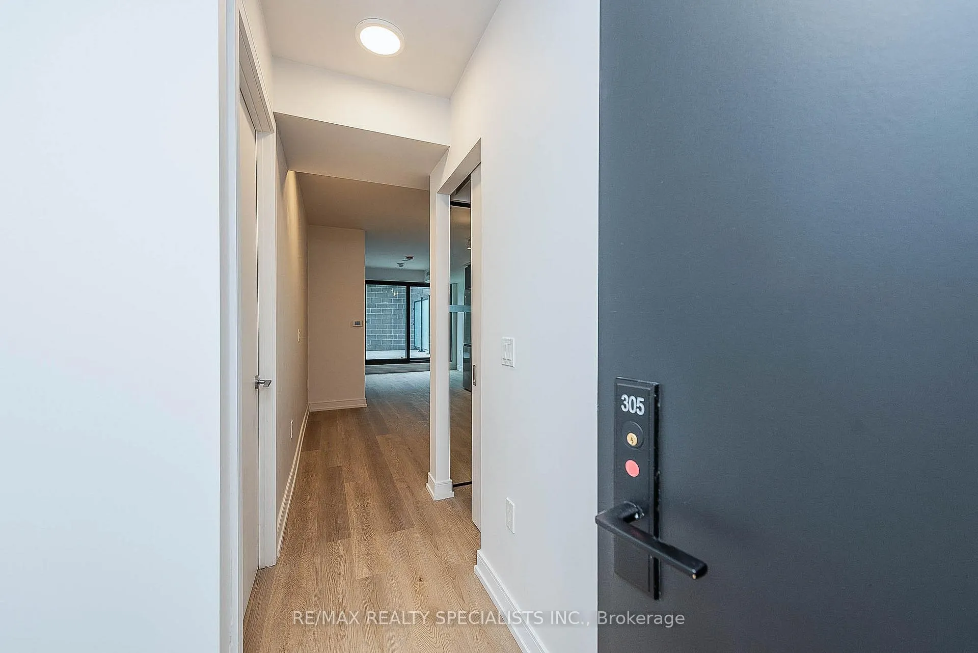 Photo 4 of Unit 305, 1 Jarvis Street, Hamilton, Beasley — HOMEH