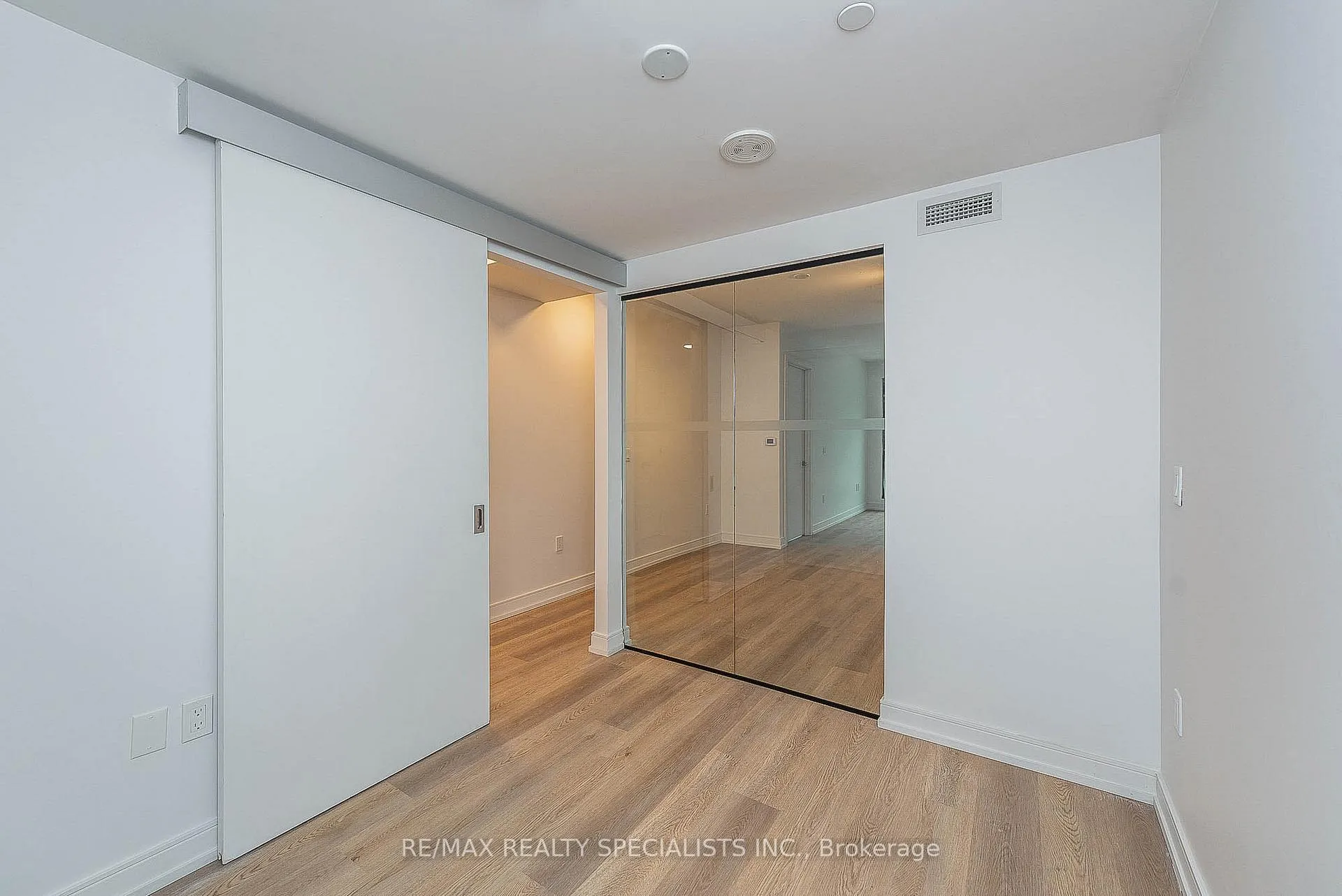 Photo 14 of Unit 305, 1 Jarvis Street, Hamilton, Beasley — HOMEH
